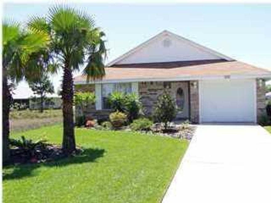 Immaculate home in Bayside subdivision convenient to Silver Sand Outlet Mall shopping, beaches, churches and restaurants. Tranquil setting with lush palm landscaping on a quiet street and at the end of the cul-de-sac. This nice 3 Bedroom and 2 baths brick home offers;automatic exterior lighting, tile floors and ceiling fans throughout, security system has been pre-wired. Bayside offers the following amenenties: tennis court, community pool, shuffle board and a community pier for fishing, crabbing or enjoying bayside sunsets. Seller will provide one year home warranty!