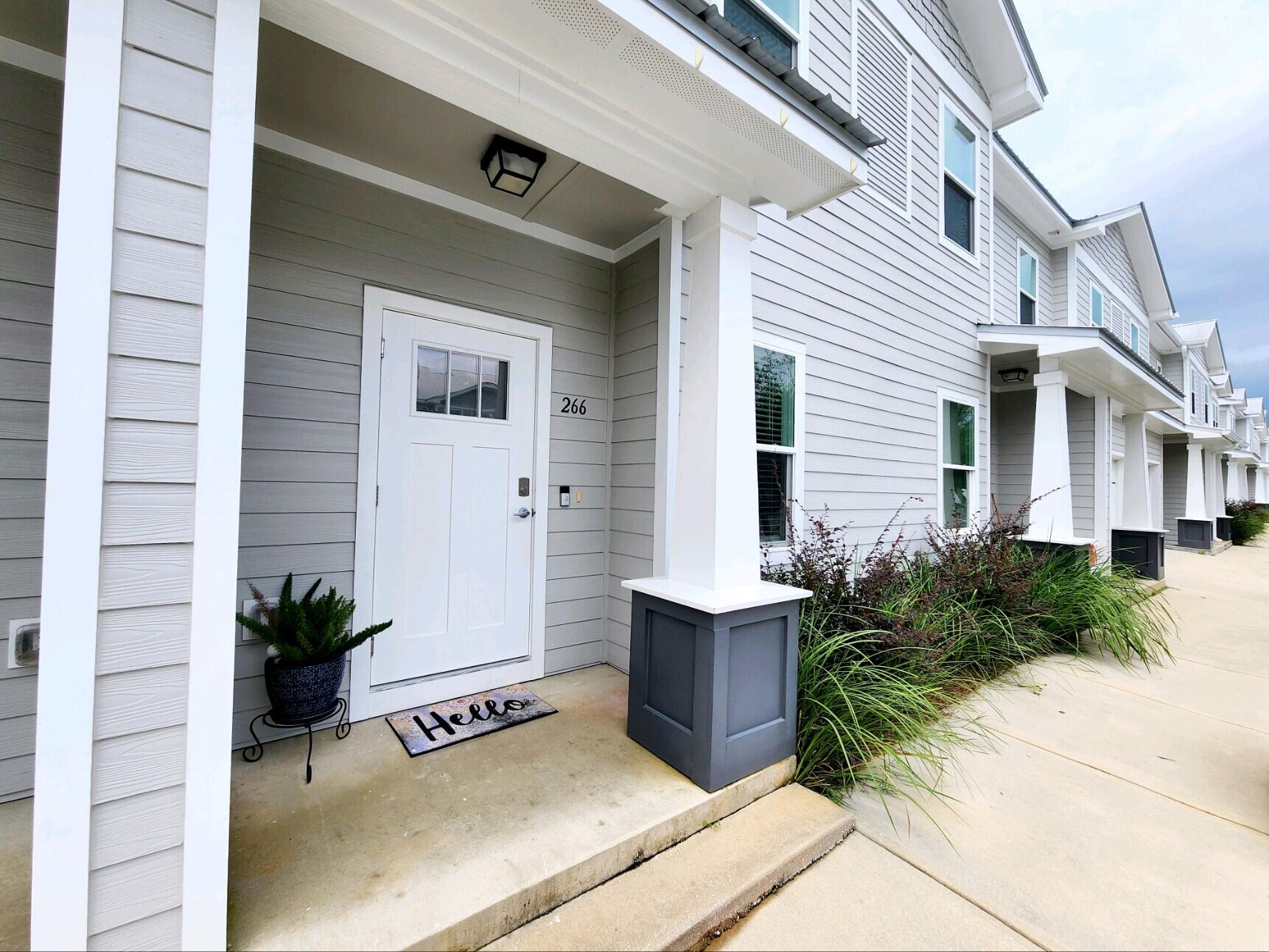 VERANDAS AT FREEPORT - Residential