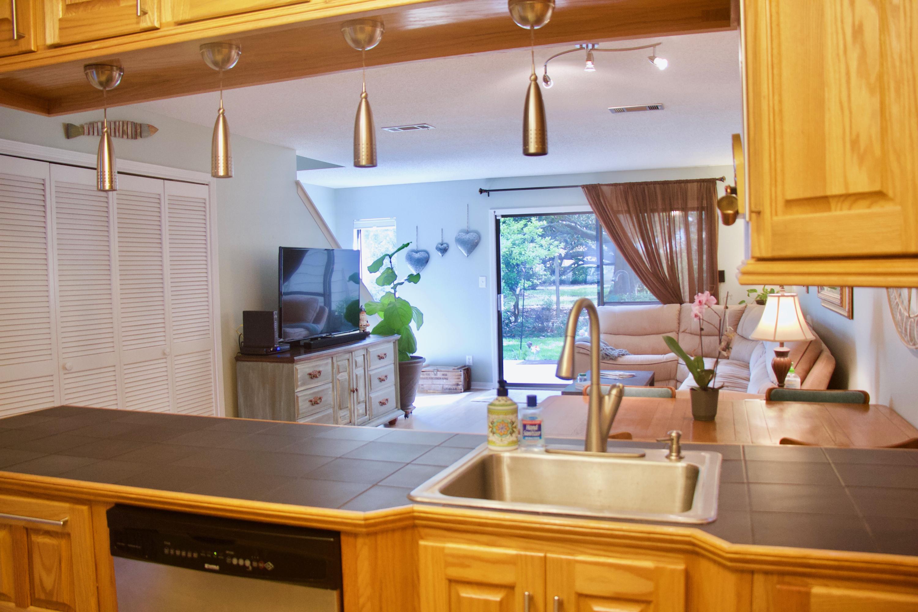 MAGNOLIA BAY CLUB T/H PH 1 - Residential