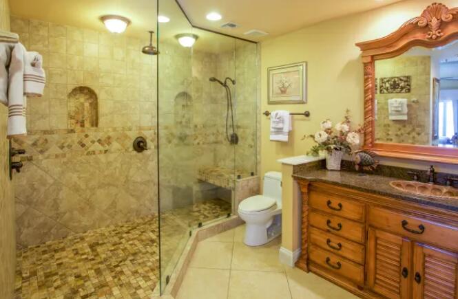 DESTIN TOWERS CONDO - Residential