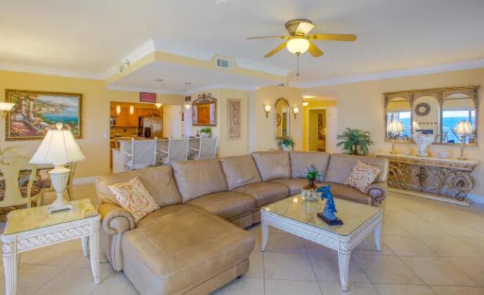 DESTIN TOWERS CONDO - Residential