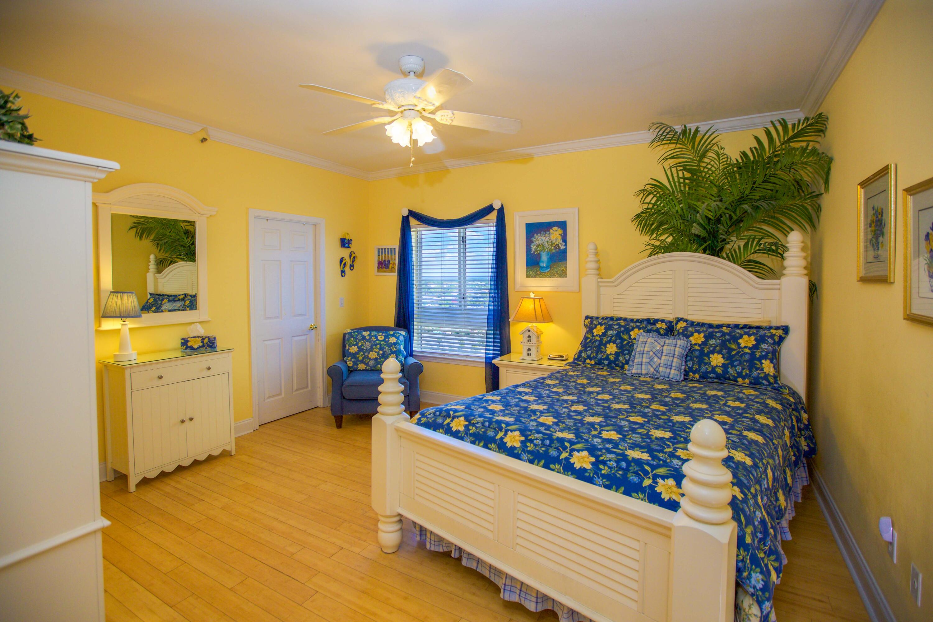 DESTIN TOWERS CONDO - Residential