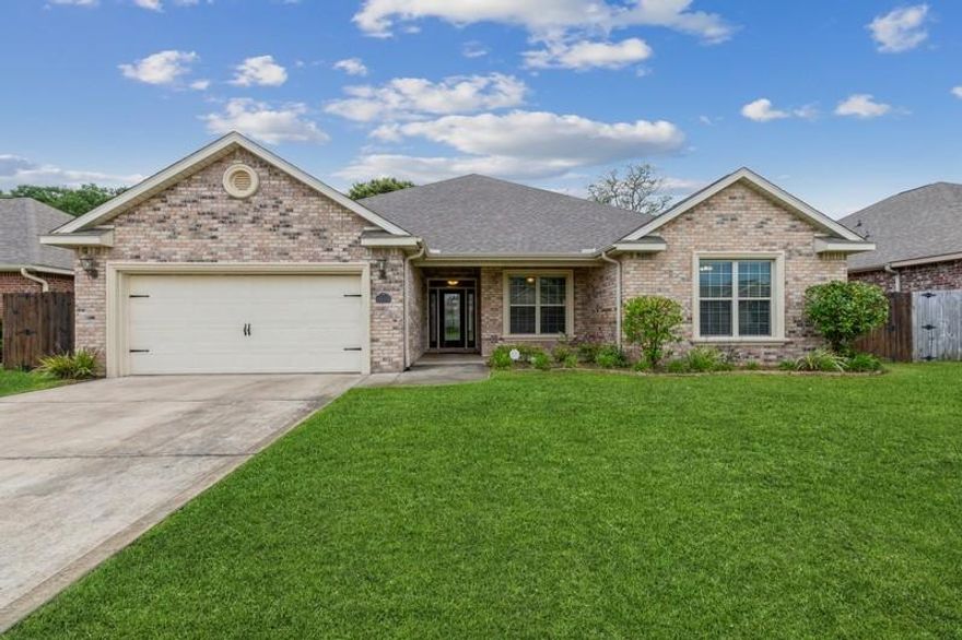 Welcome to this spectacular home, perfectly located in Majestics Oaks at Ocean City - minutes away from the beautiful beaches, military installations, shopping and entertainment! This all brick 4 Bedroom 3 Bathroom home offers engineered hard wood floors, porcelain tile in wet areas, granite counter-tops, bull nose corners, 9' ceilings, tray ceiling with crown molding and LED lighting in the Master Bedroom and a double tray ceiling with crown molding and LED lighting in the Open Living room, cultured marble garden tub, separate shower and private water closet , ceiling fans throughout, dual vanities in the master and second bathroom. This home has many upgrades, Come by and see your next home!