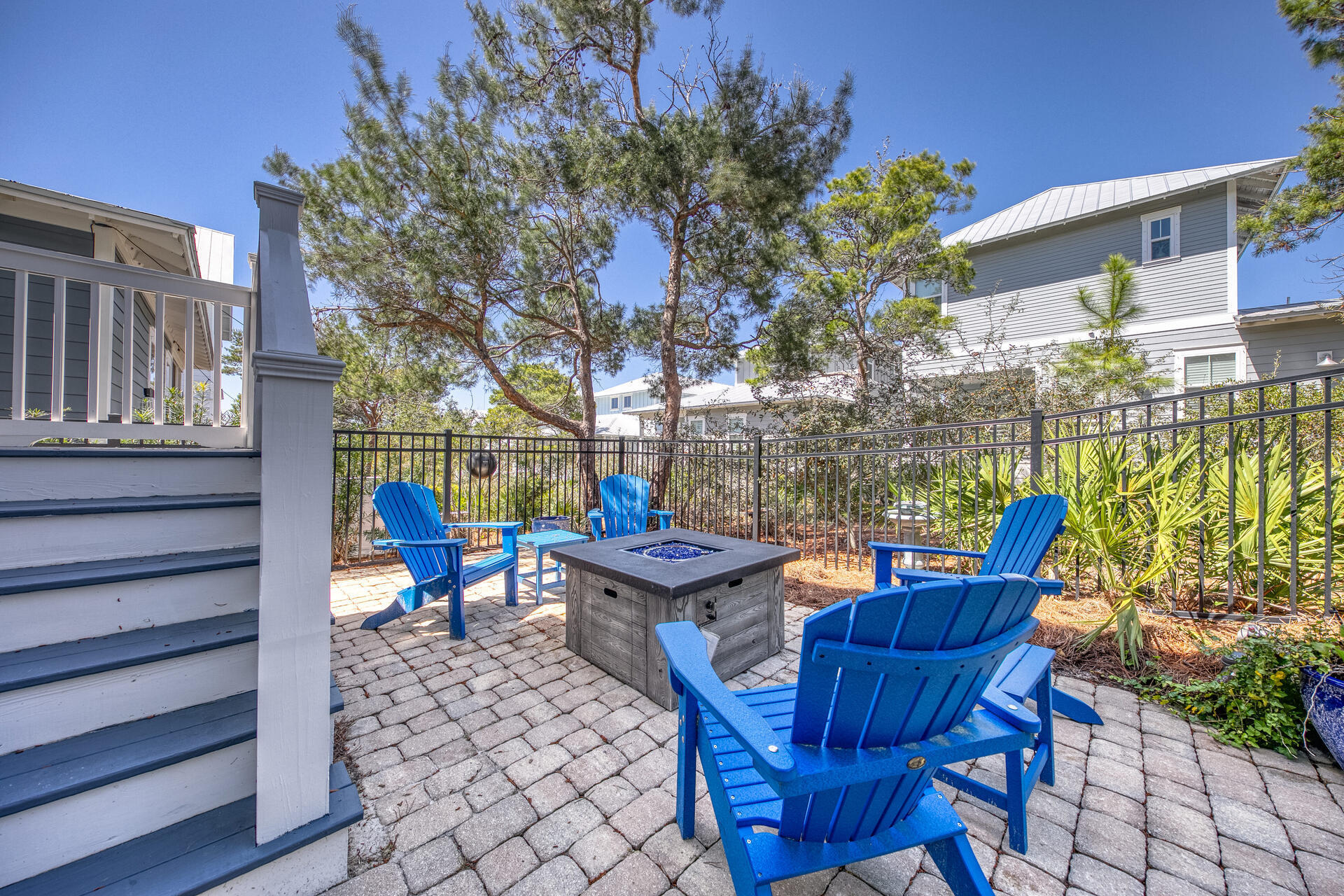 HIGHLAND PARKS - Residential