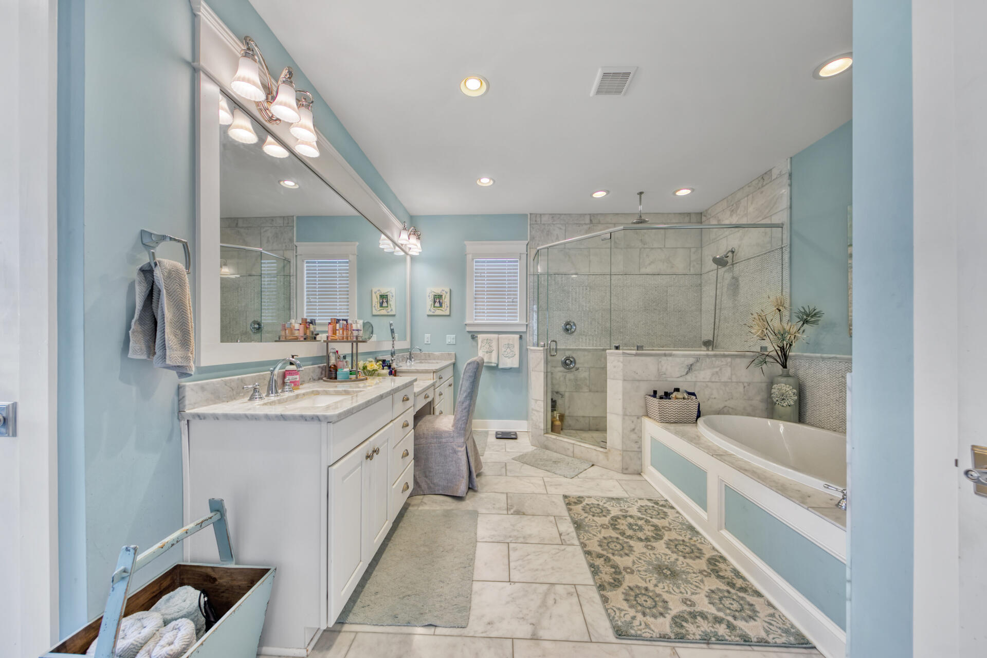 HIGHLAND PARKS - Residential