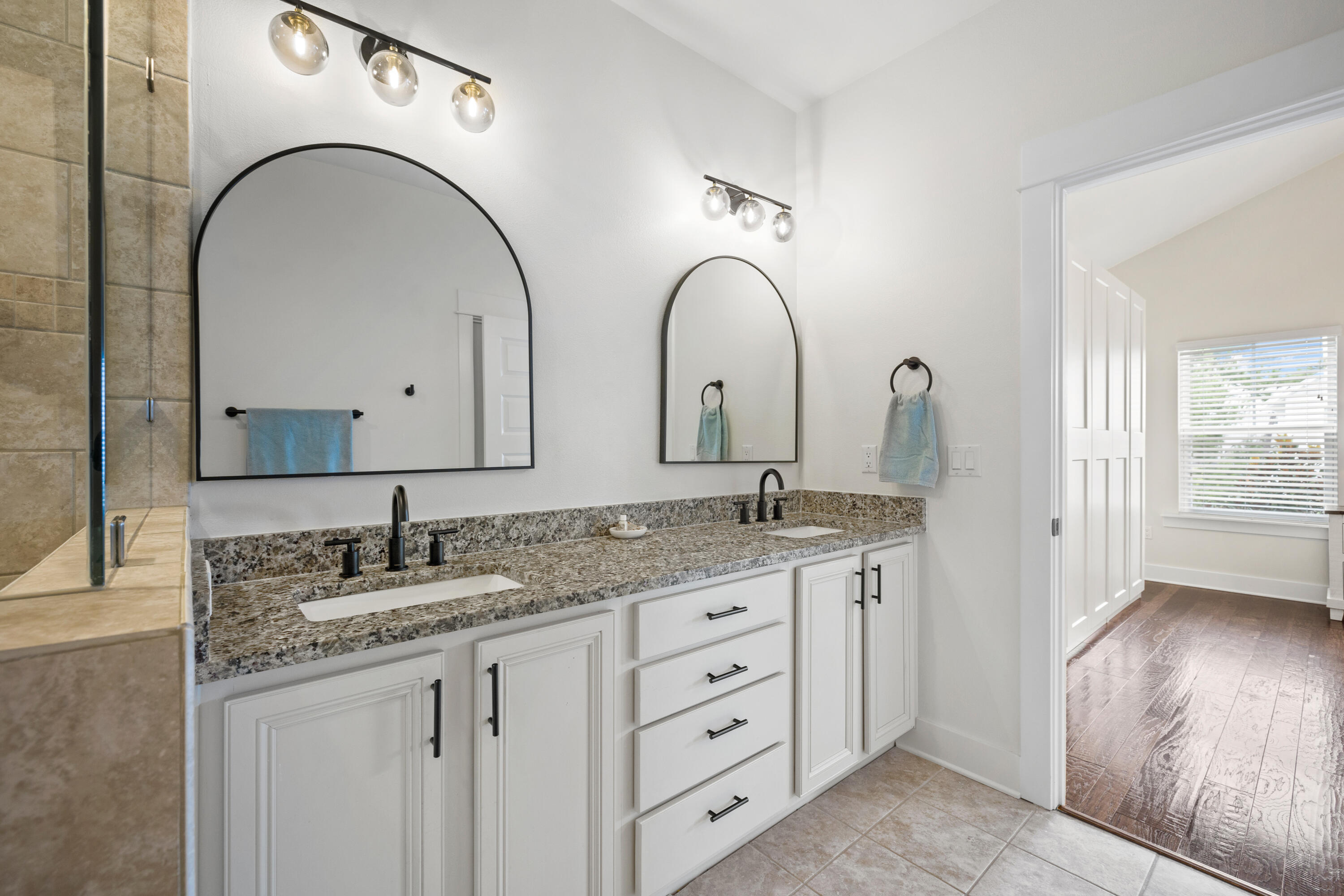 HIGHLAND PARKS - Residential