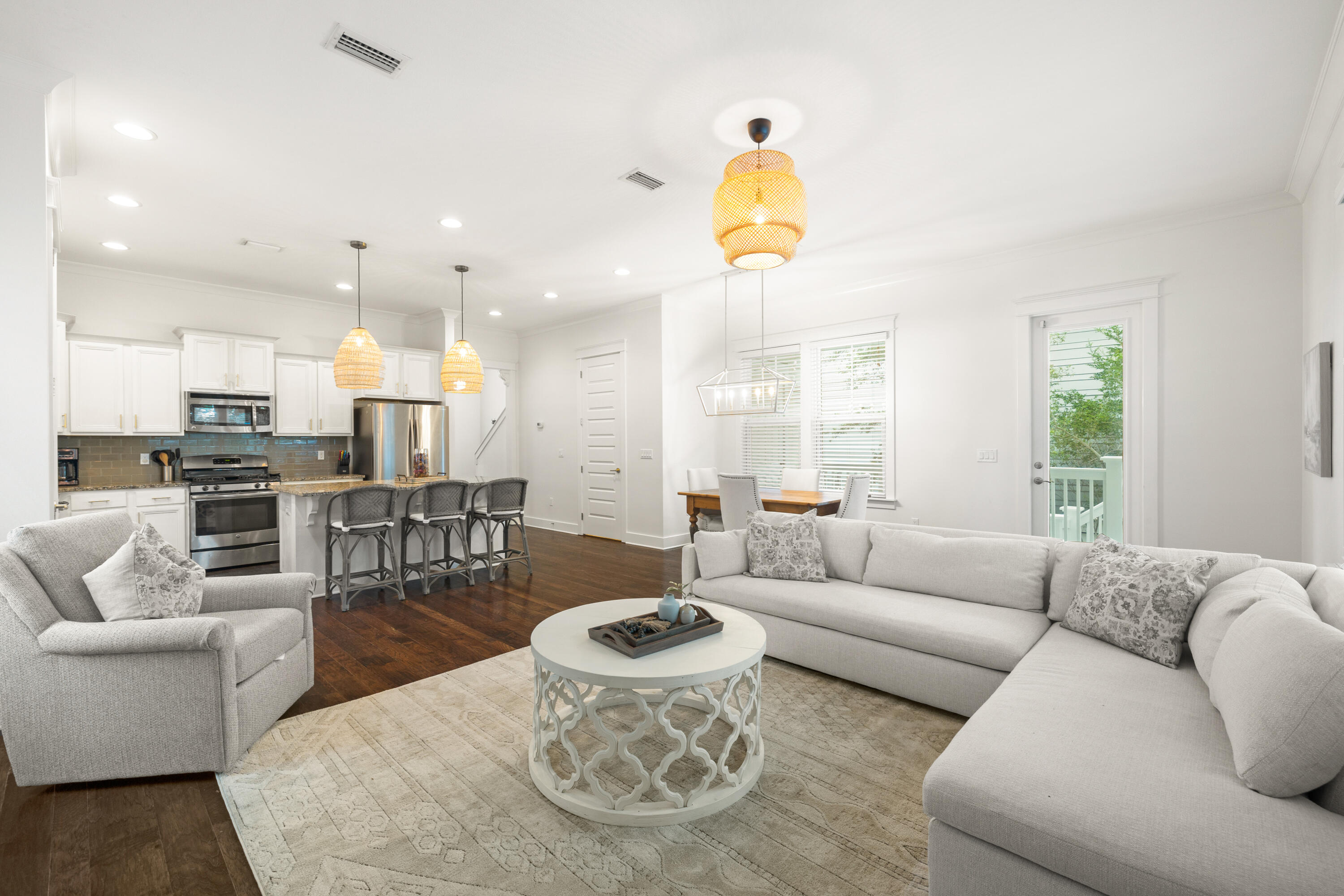 HIGHLAND PARKS - Residential