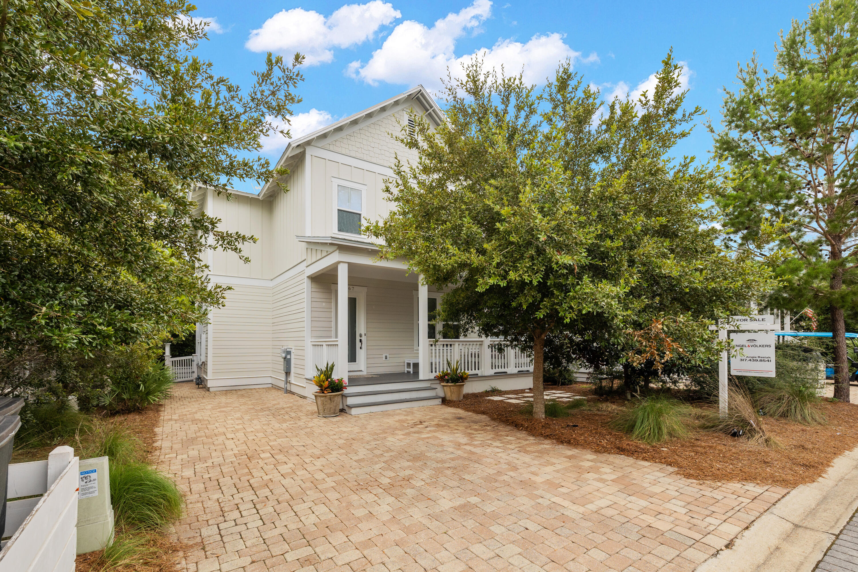 HIGHLAND PARKS - Residential