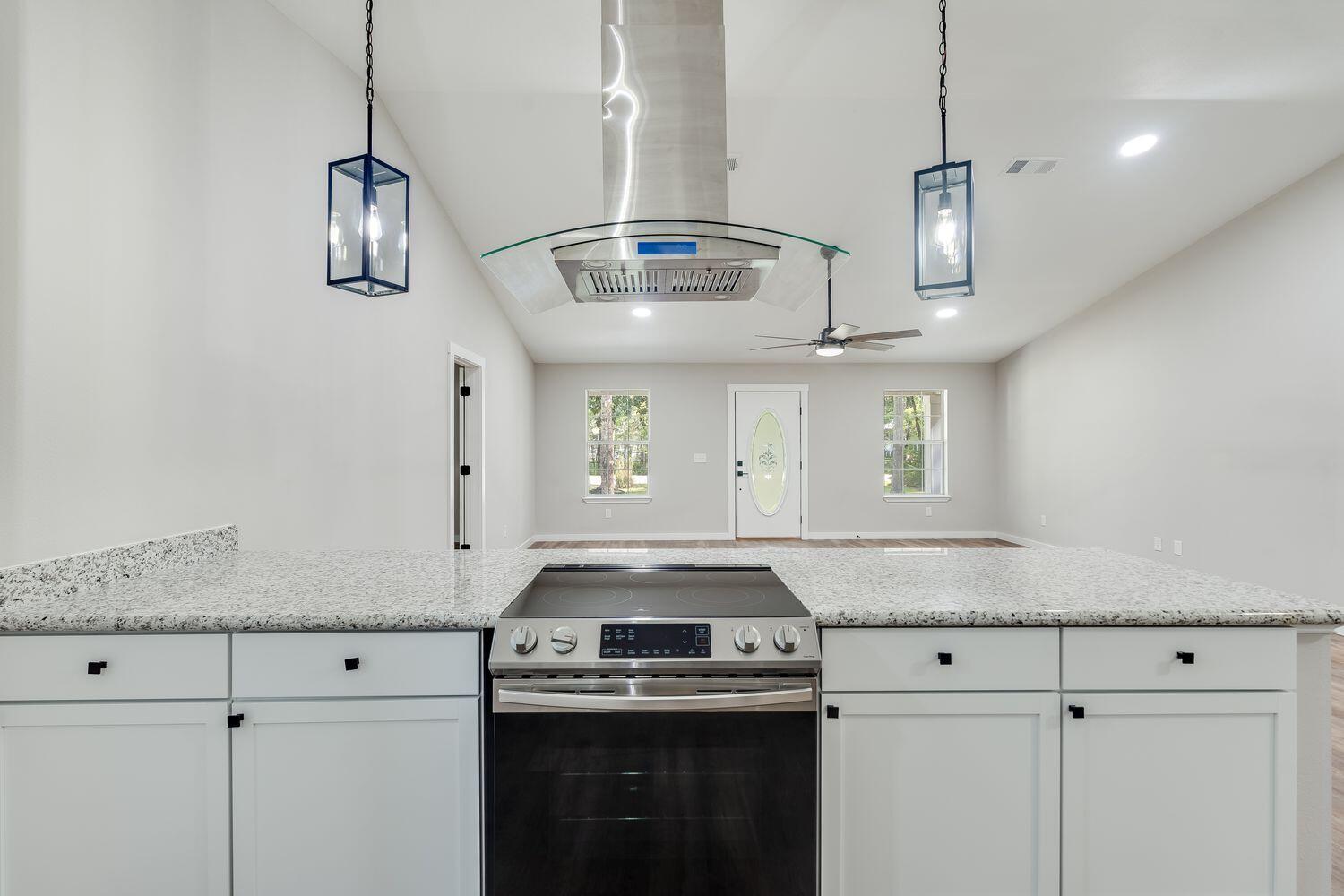 LAGRANGE SHORES - Residential