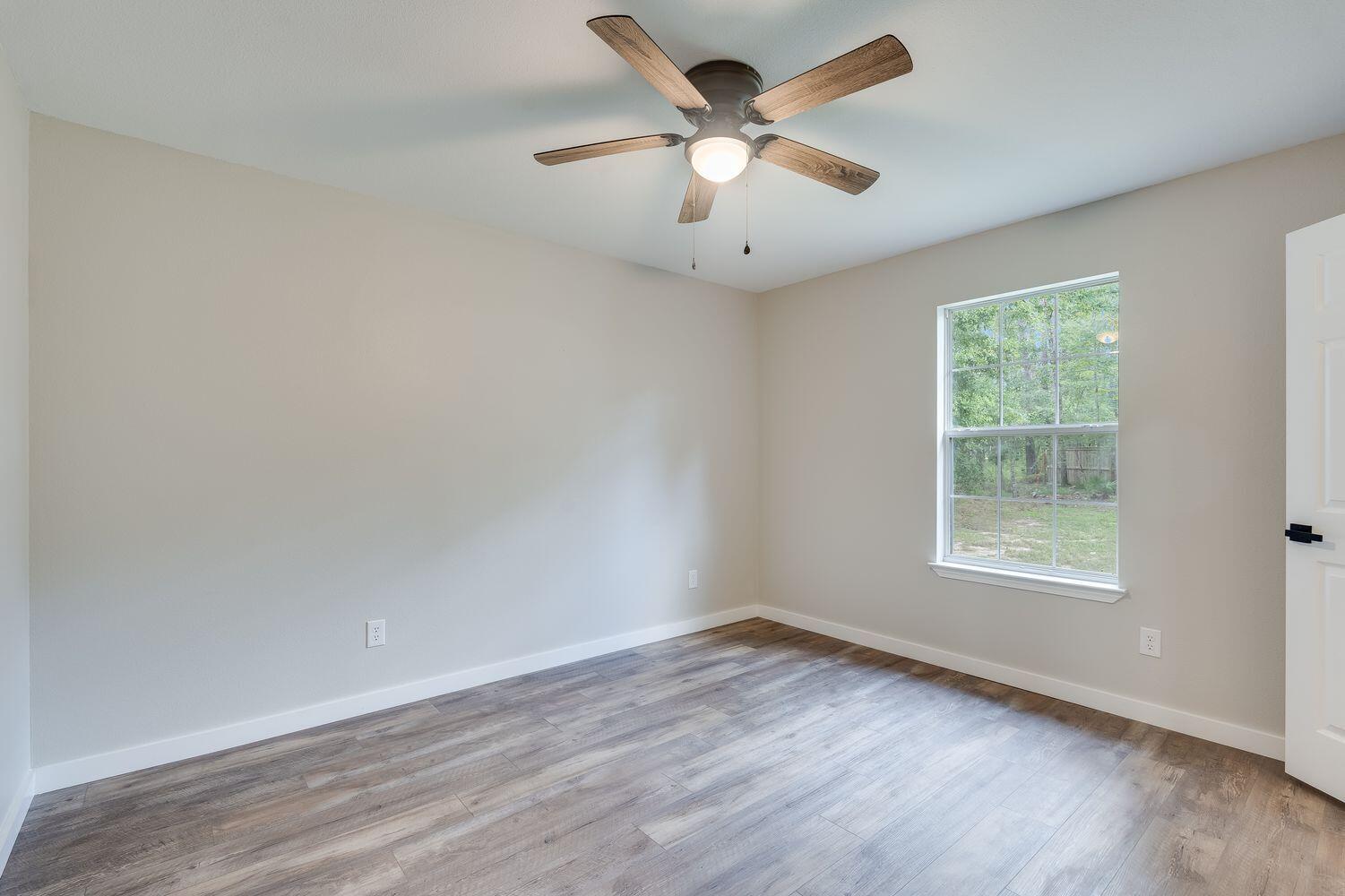 LAGRANGE SHORES - Residential