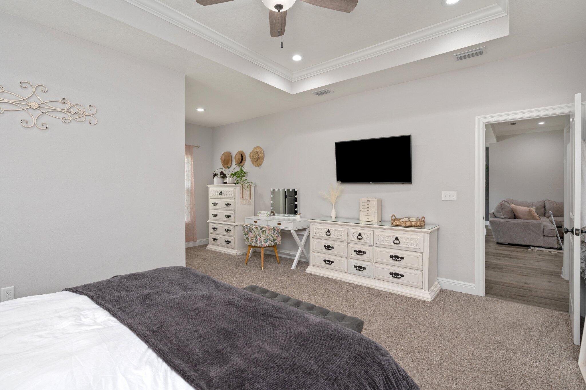 SHADOW PINES - Residential