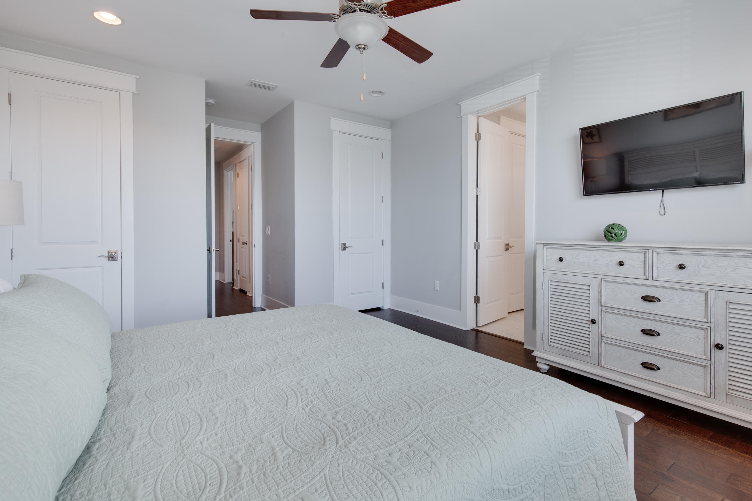 NATUREWALK AT SEAGROVE - Residential