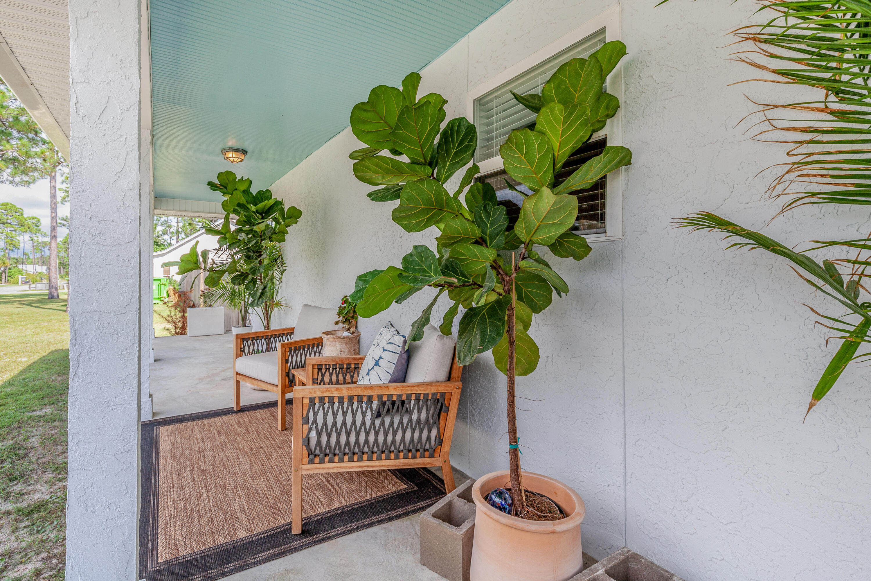 THOMPSON PLANTATION - Residential