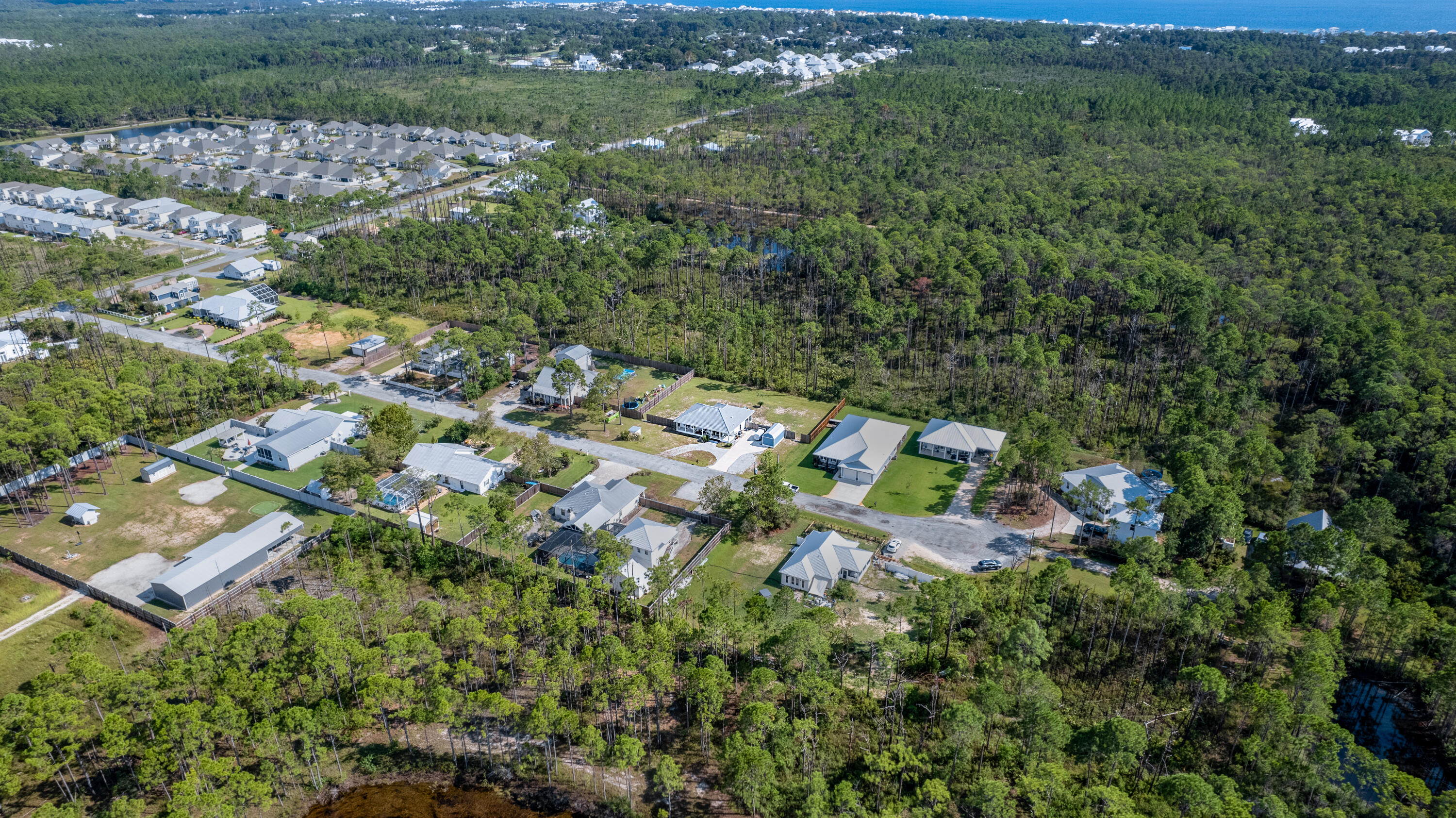 THOMPSON PLANTATION - Residential