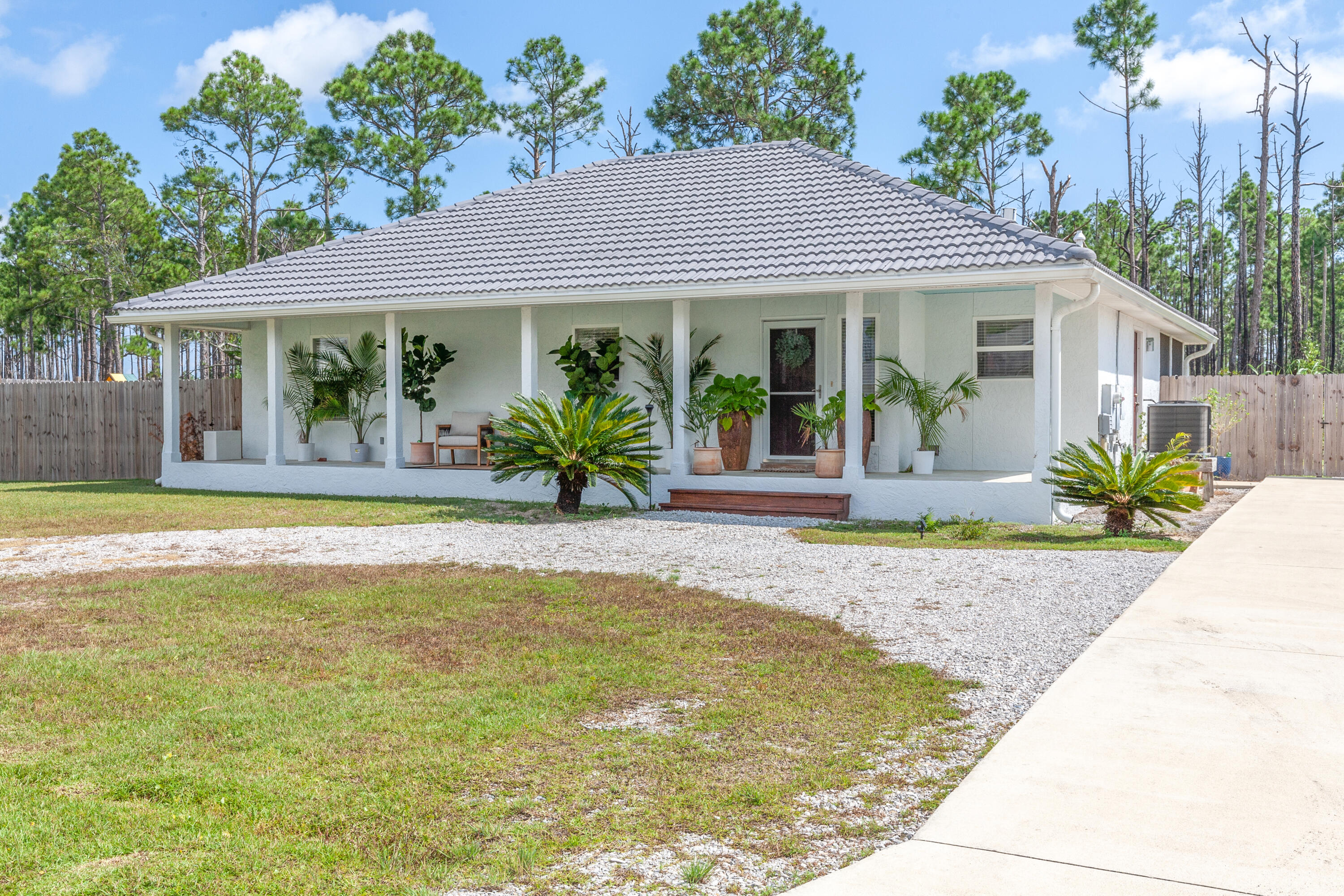 THOMPSON PLANTATION - Residential