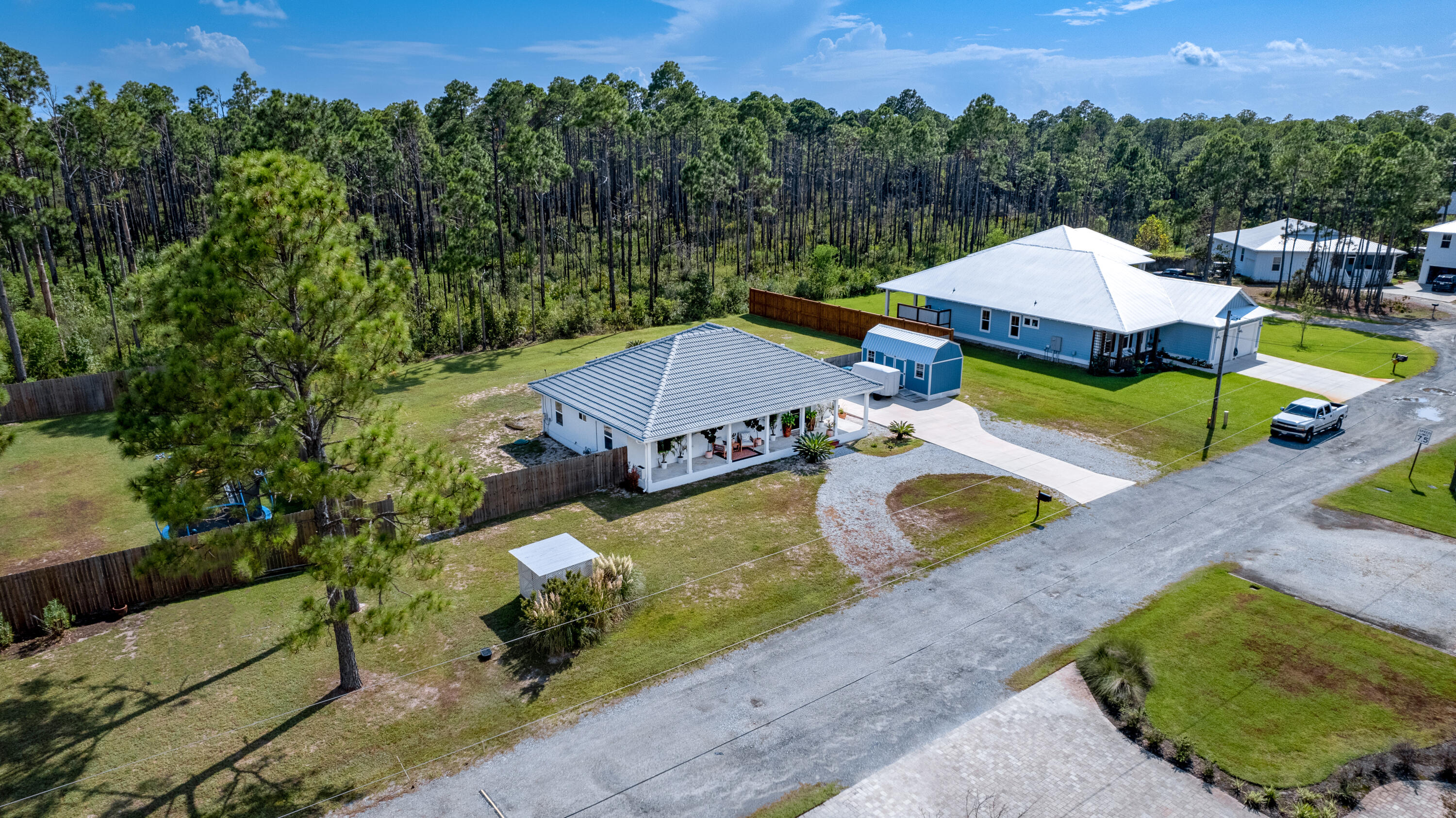 THOMPSON PLANTATION - Residential