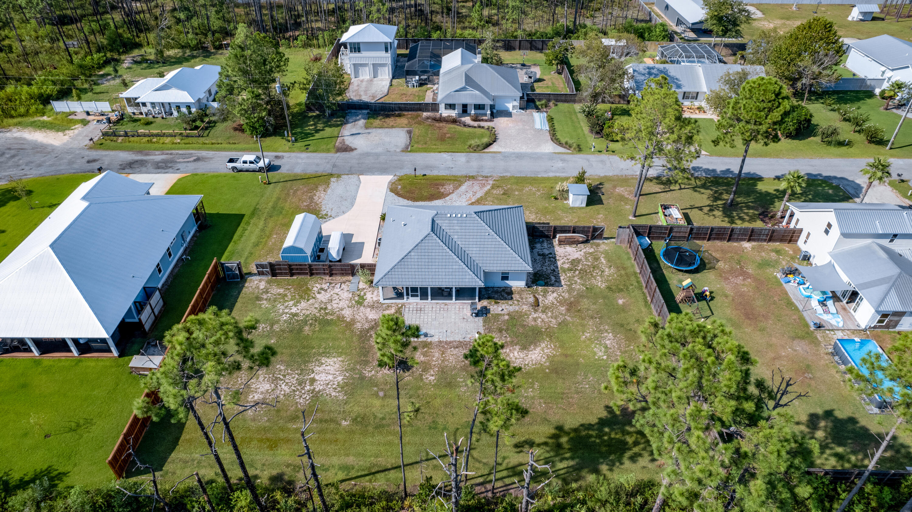 THOMPSON PLANTATION - Residential