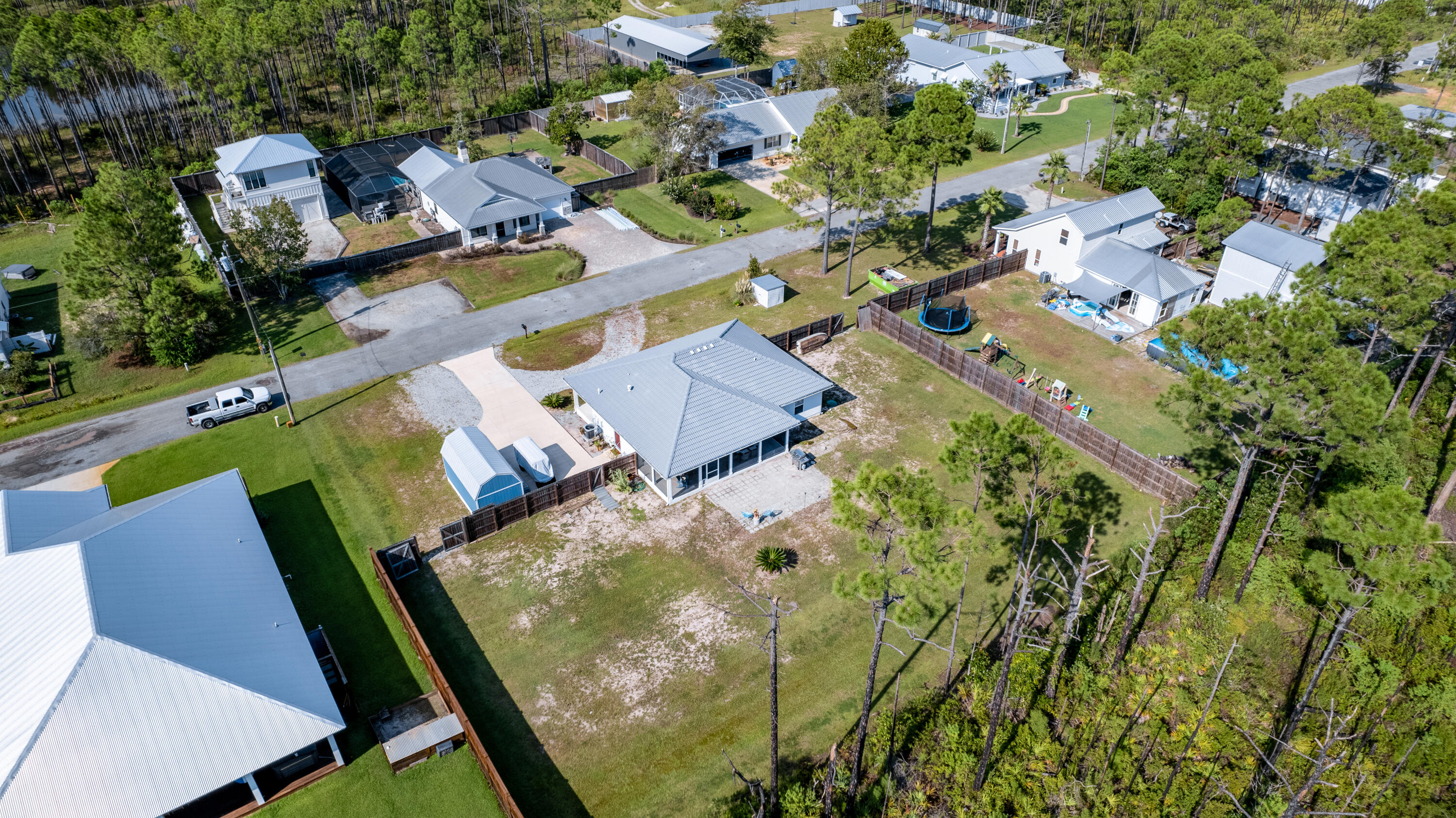 THOMPSON PLANTATION - Residential
