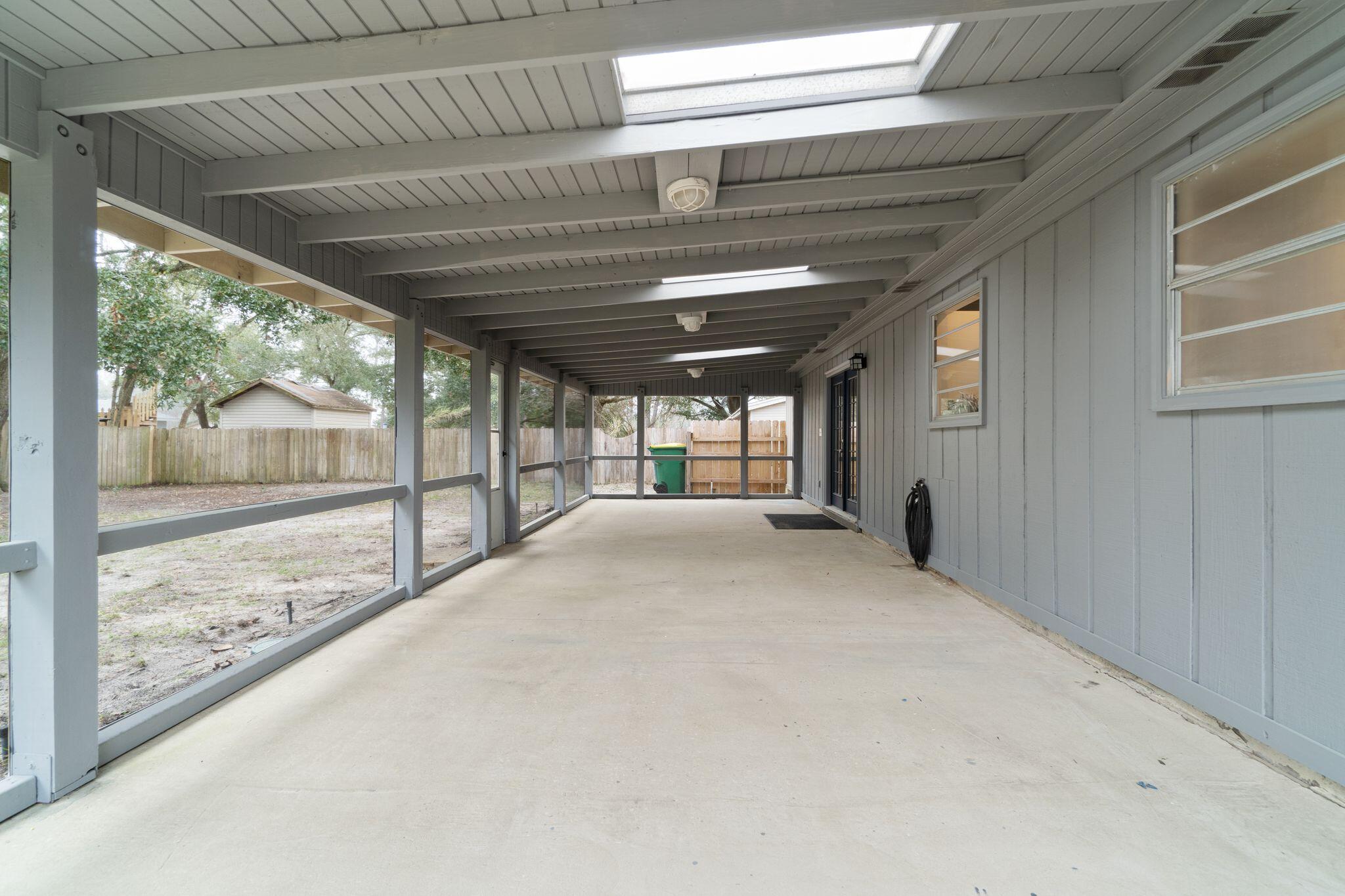 MARY ESTHER HEIGHTS - Residential