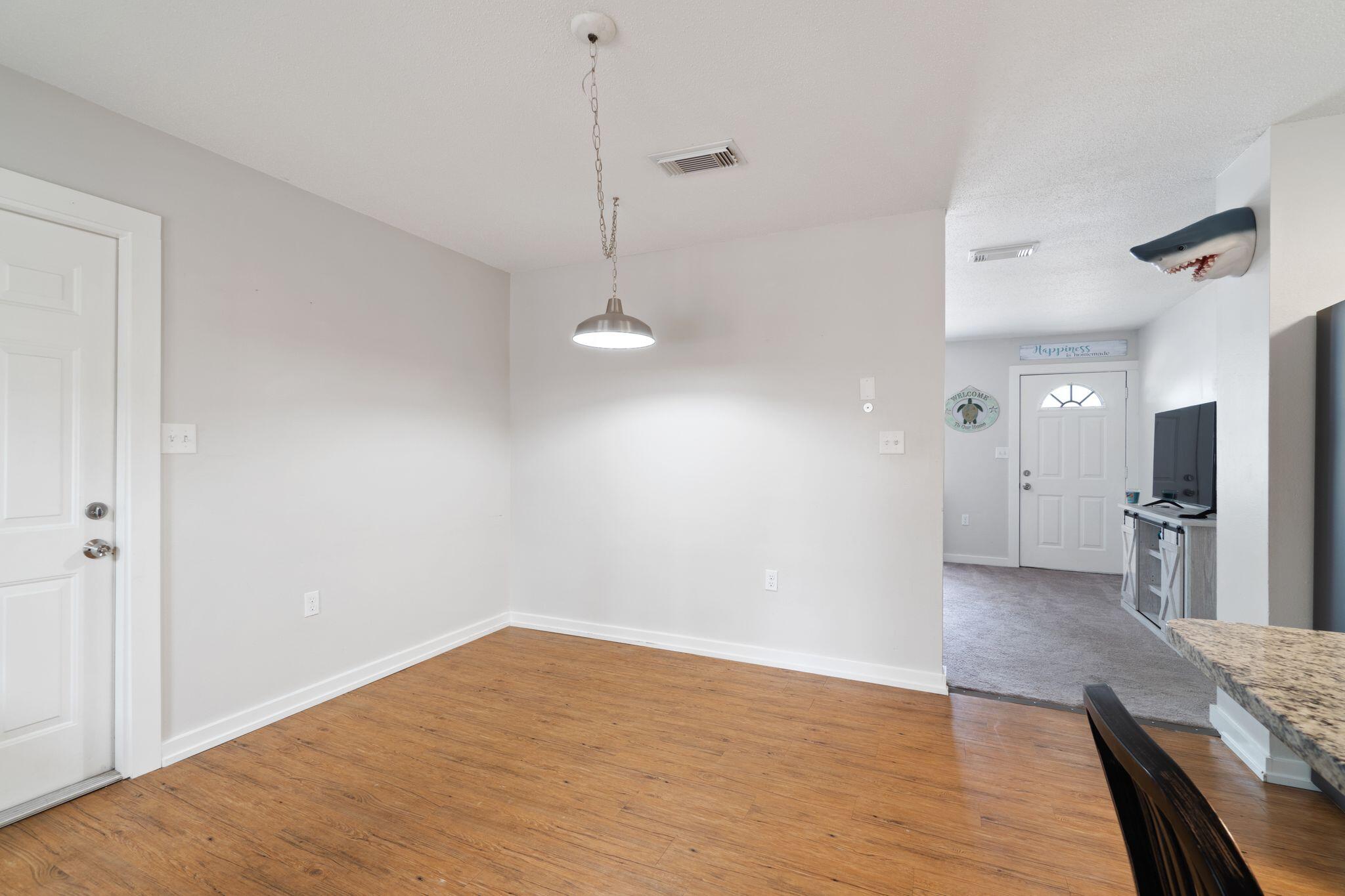 MARY ESTHER HEIGHTS - Residential