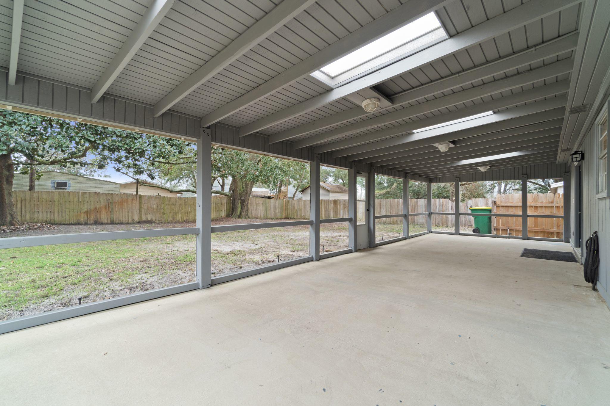 MARY ESTHER HEIGHTS - Residential