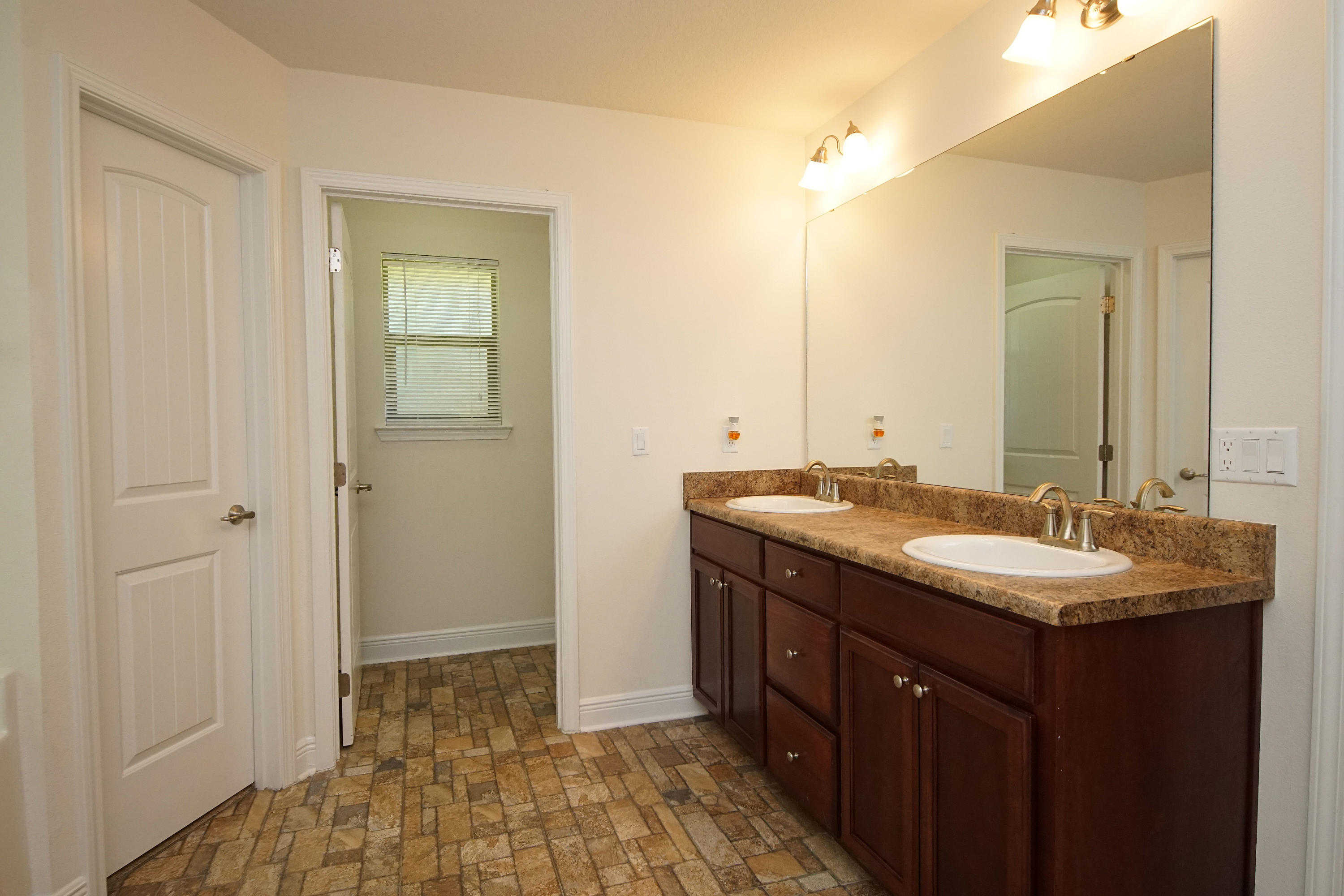 Alicia Place - Residential