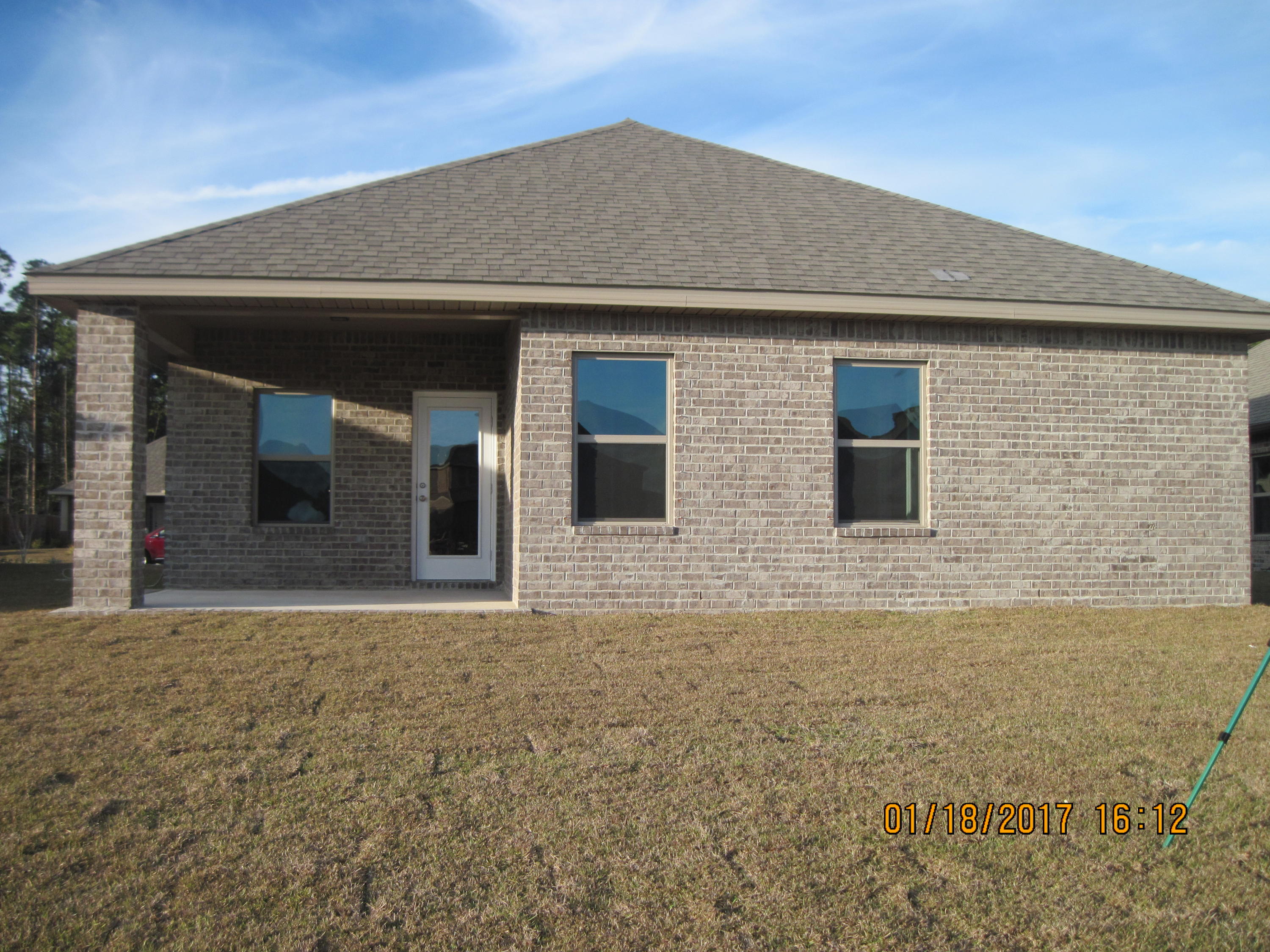 DRIFTWOOD ESTATES - Residential Lease
