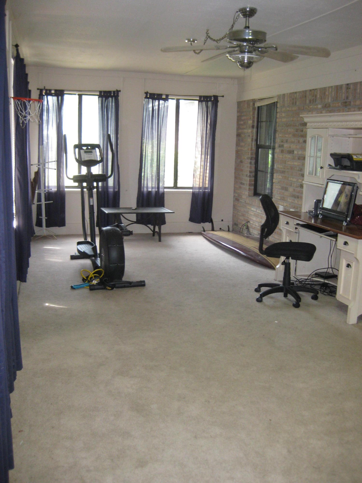 KELL-AIRE GARDENS - Residential