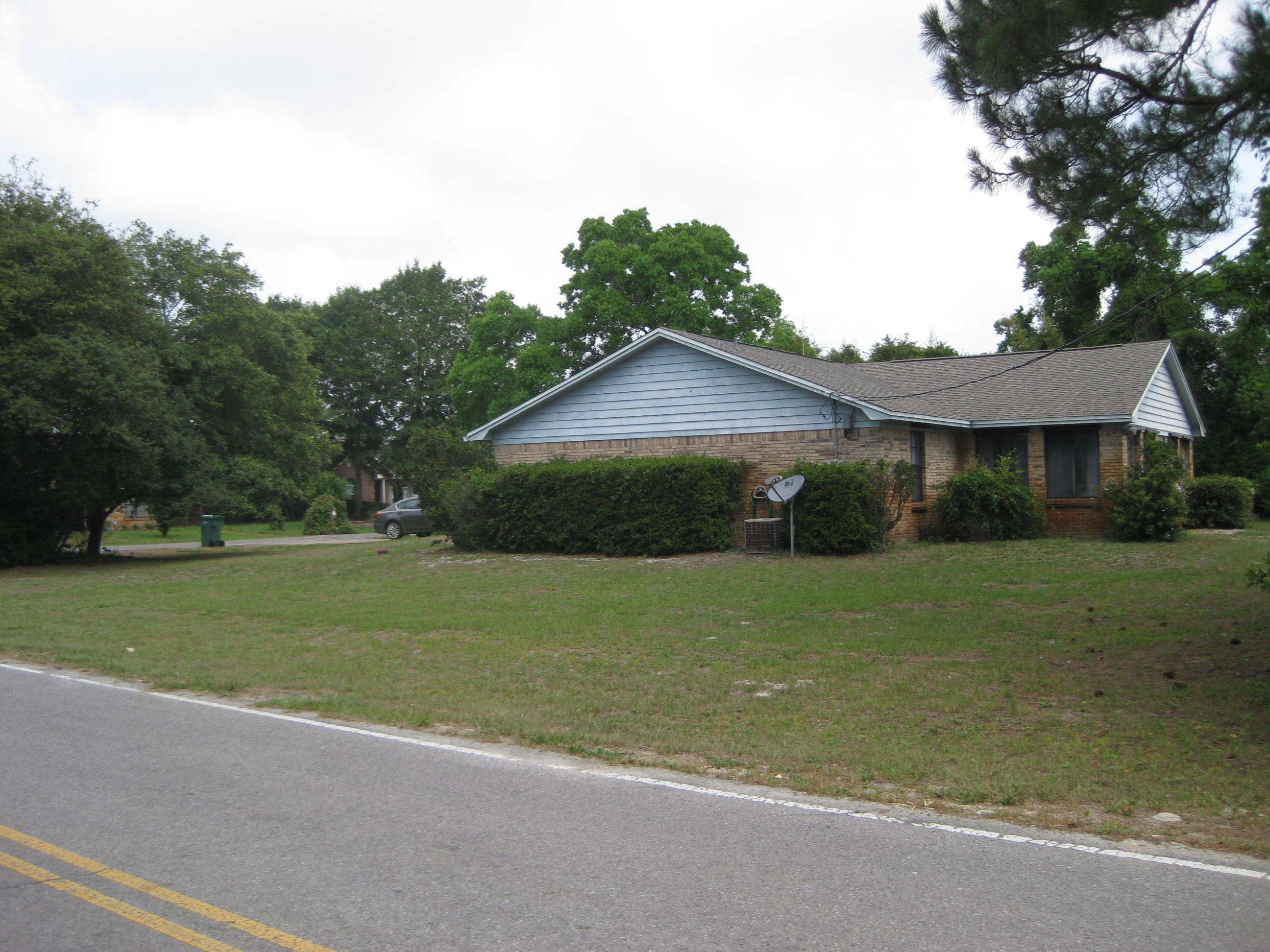 KELL-AIRE GARDENS - Residential