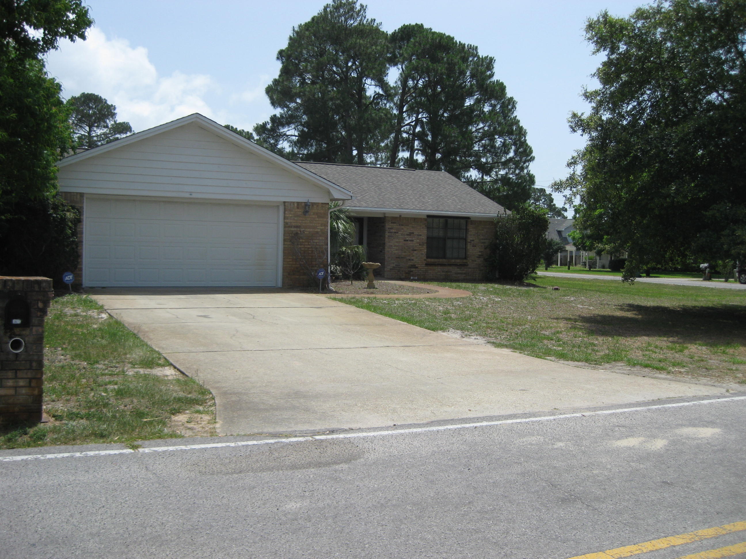 KELL-AIRE GARDENS - Residential