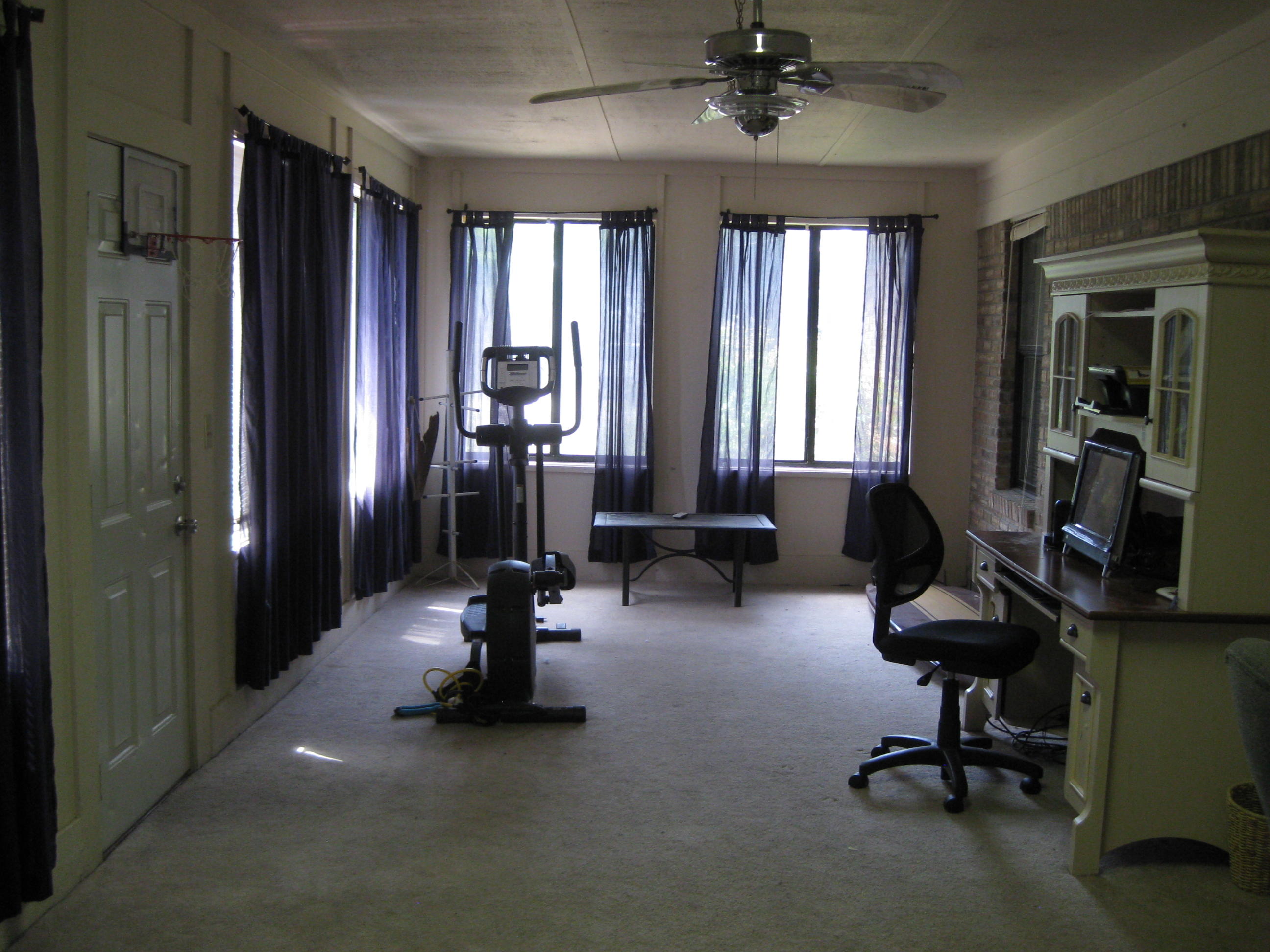 KELL-AIRE GARDENS - Residential