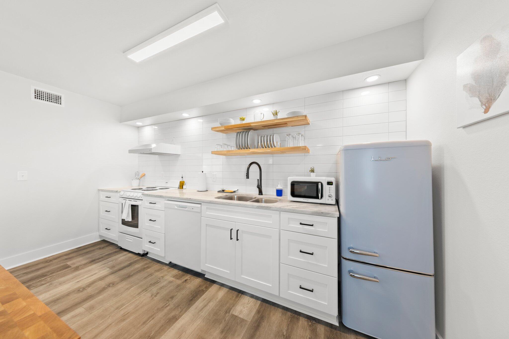 WAYMAR CONDO - Residential Lease