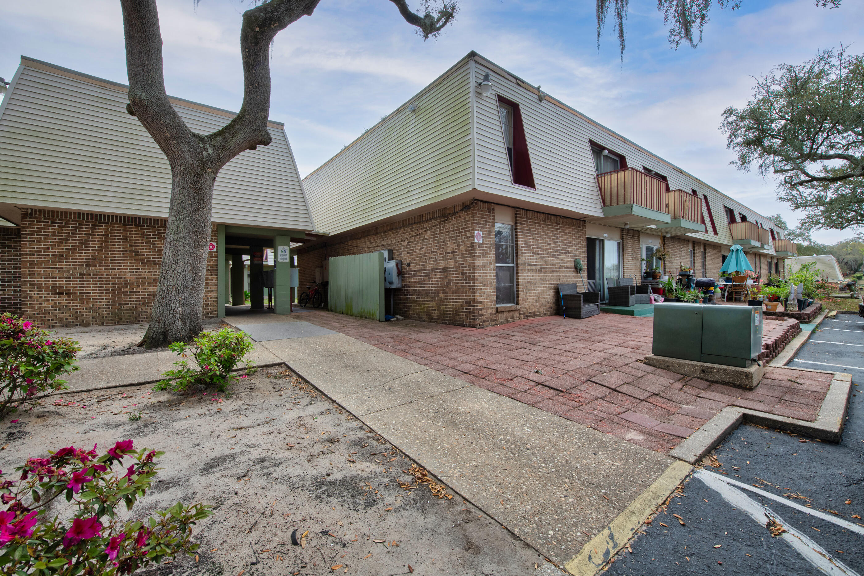 PIER ONE CONDO - Residential