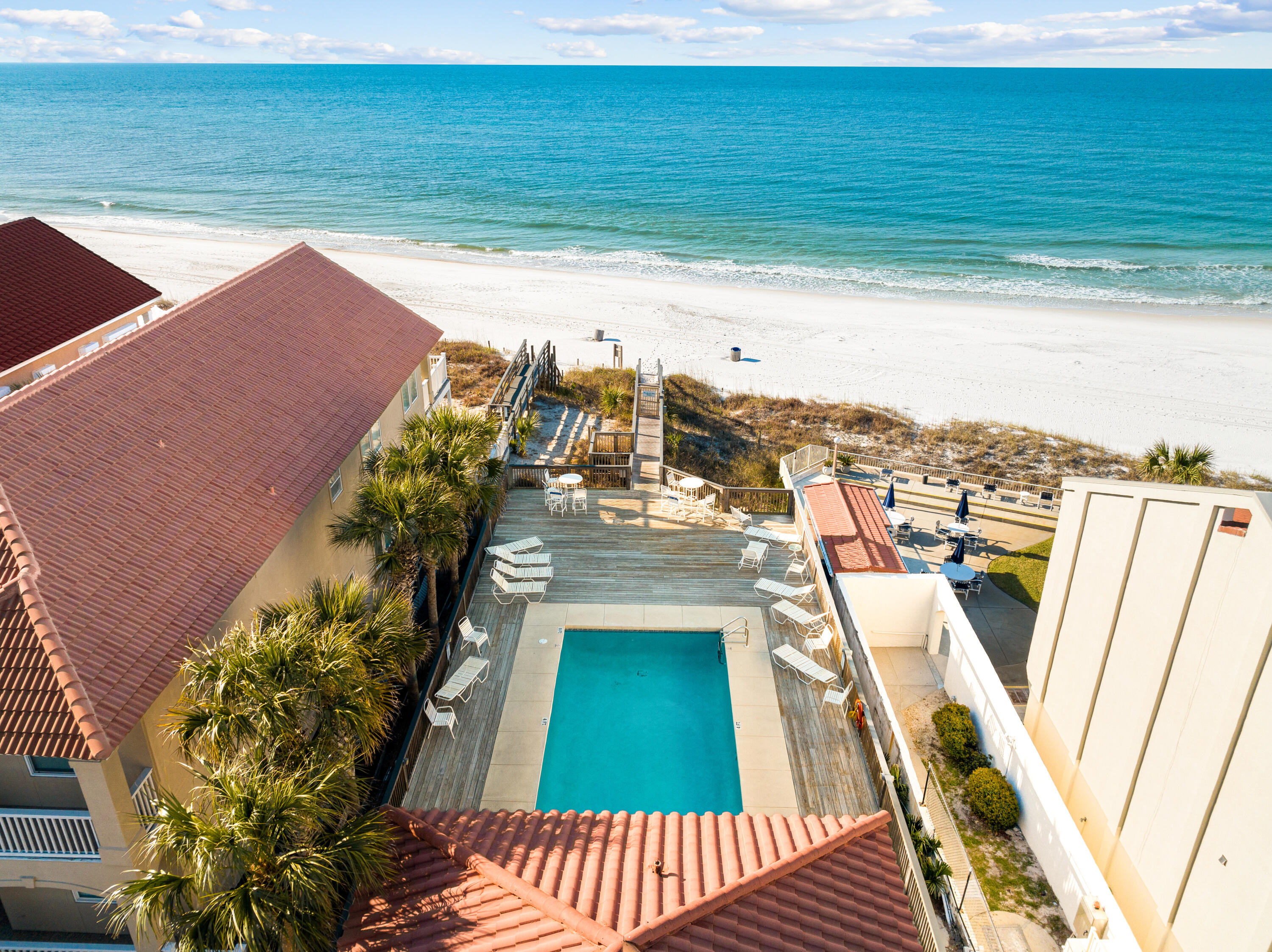 LA VALENCIA BEACH RESORT - Land