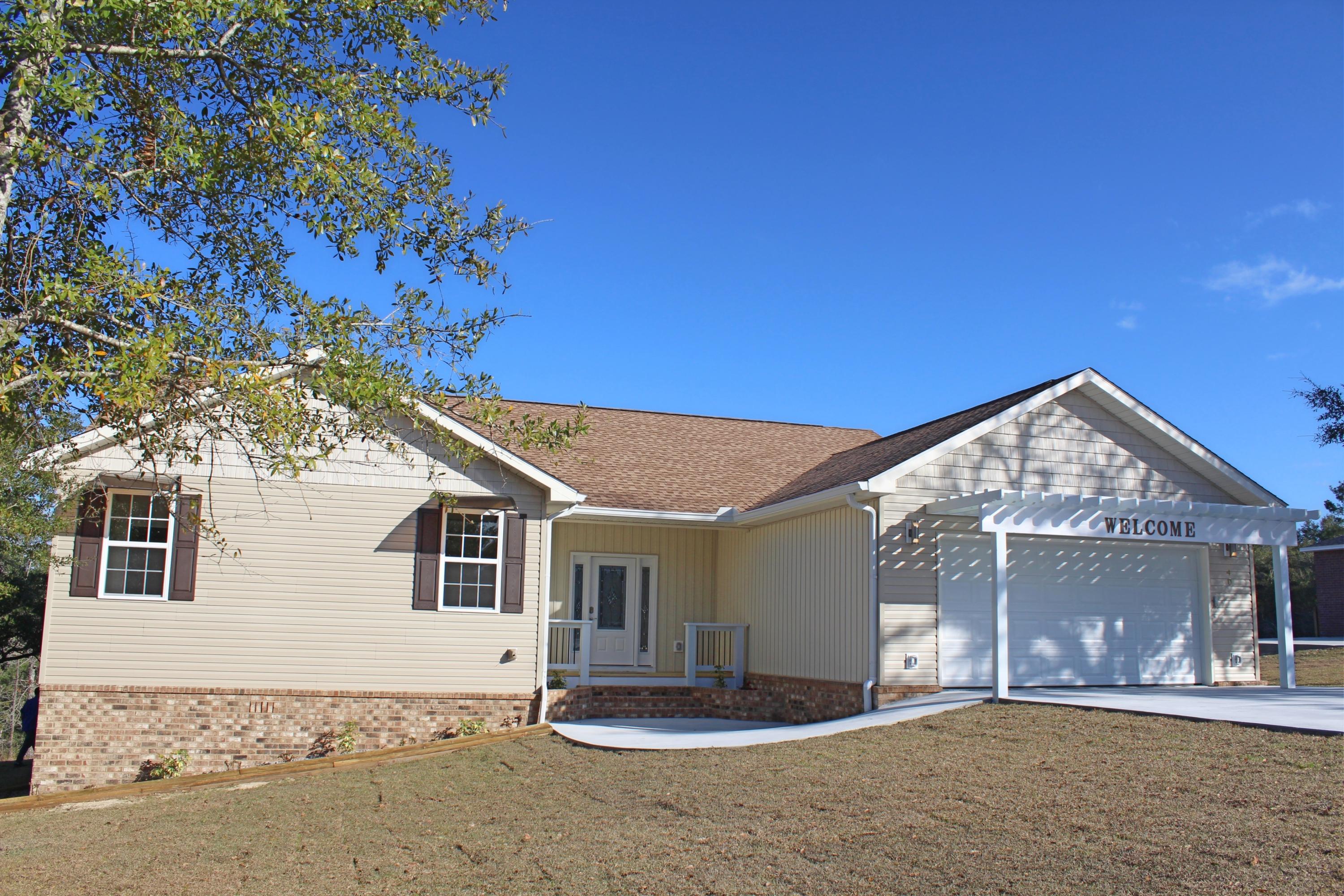 HIDDEN LAKES ESTATES - Residential