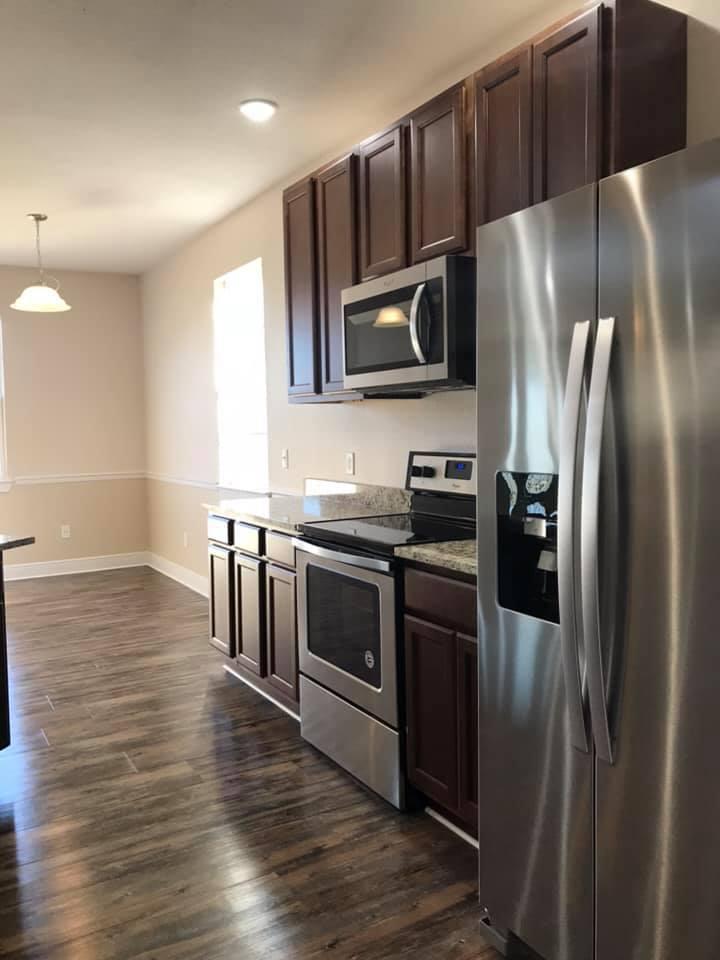 HIDDEN LAKES ESTATES - Residential