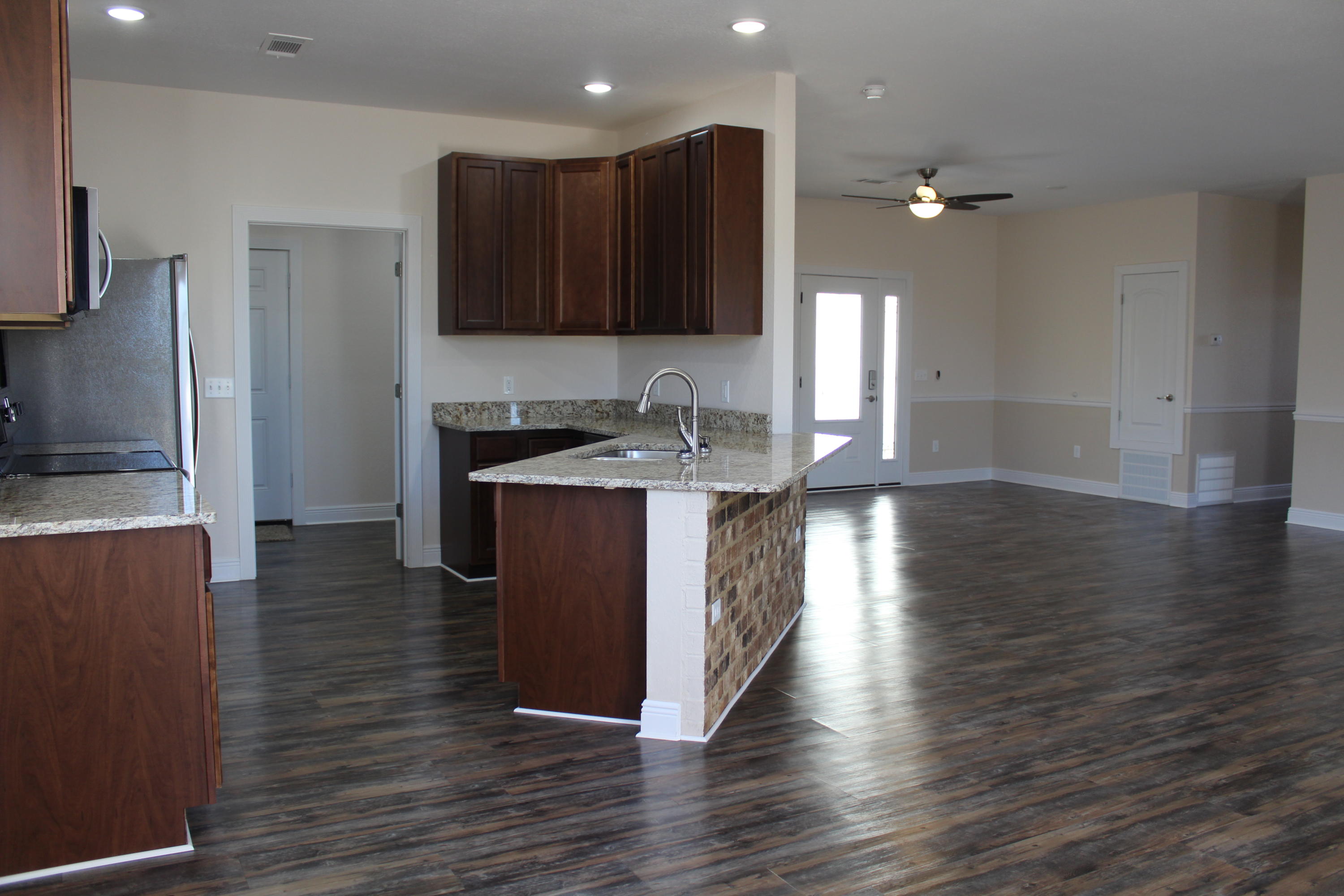 HIDDEN LAKES ESTATES - Residential