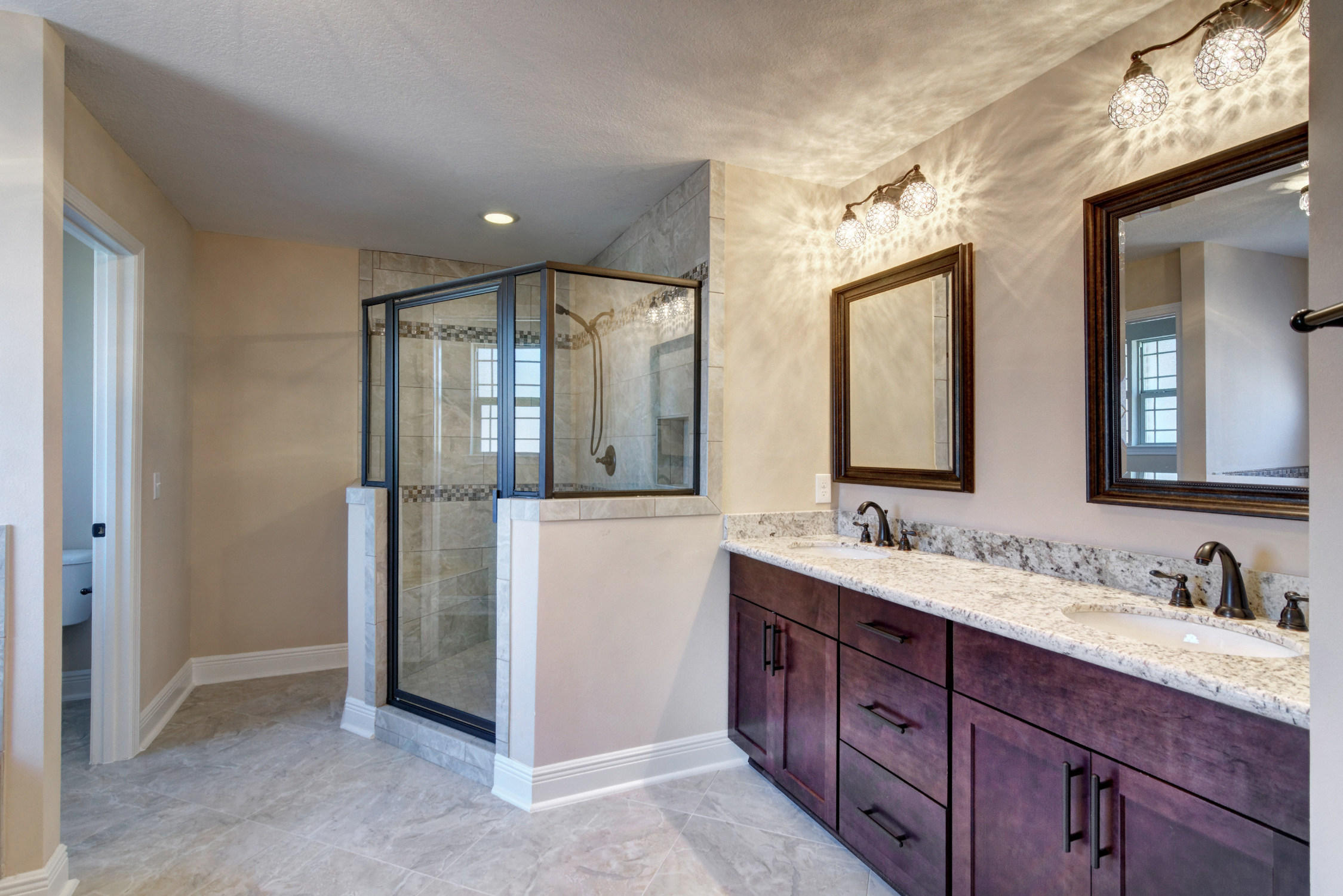 HOLLEY BY THE SEA - Residential