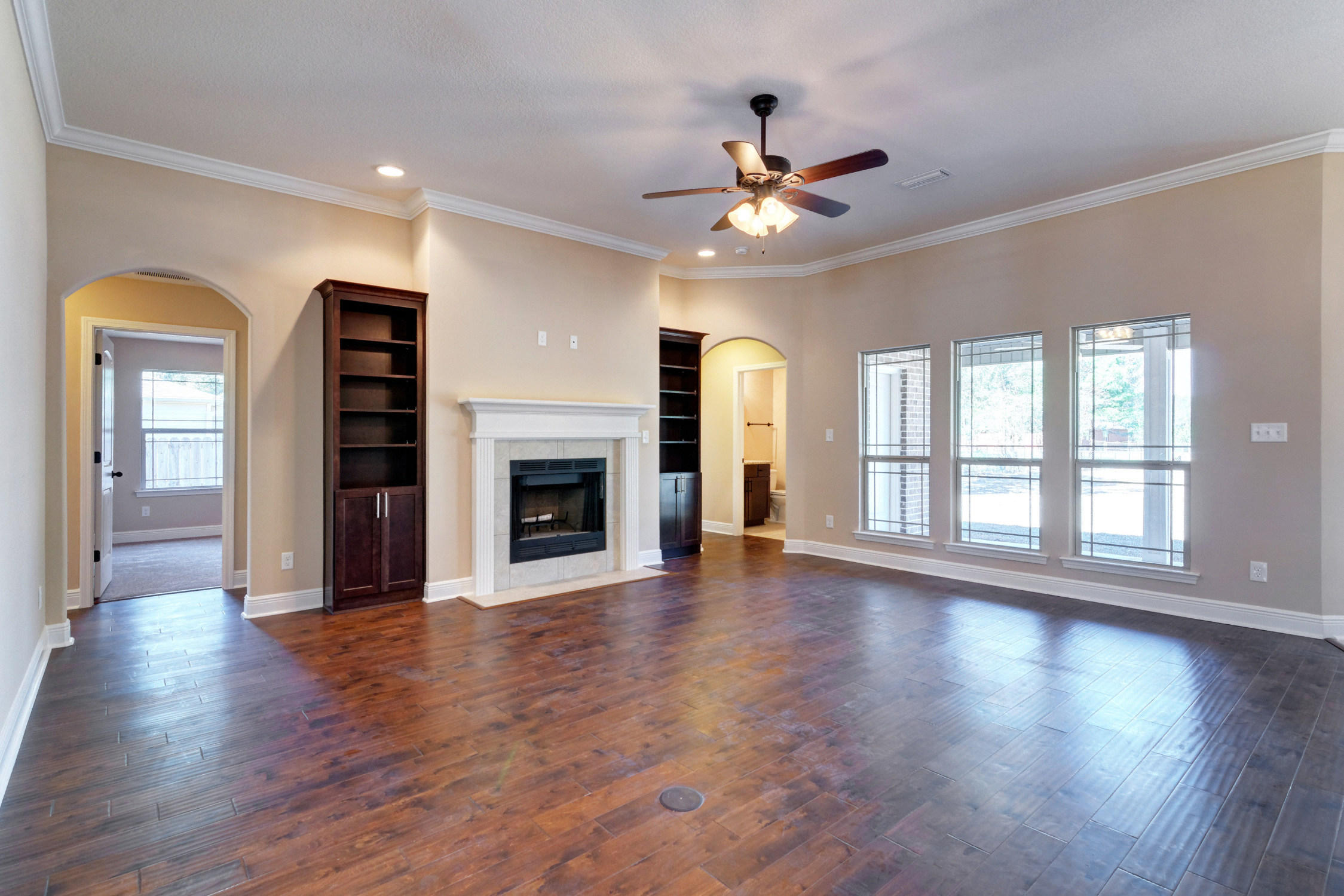 HOLLEY BY THE SEA - Residential