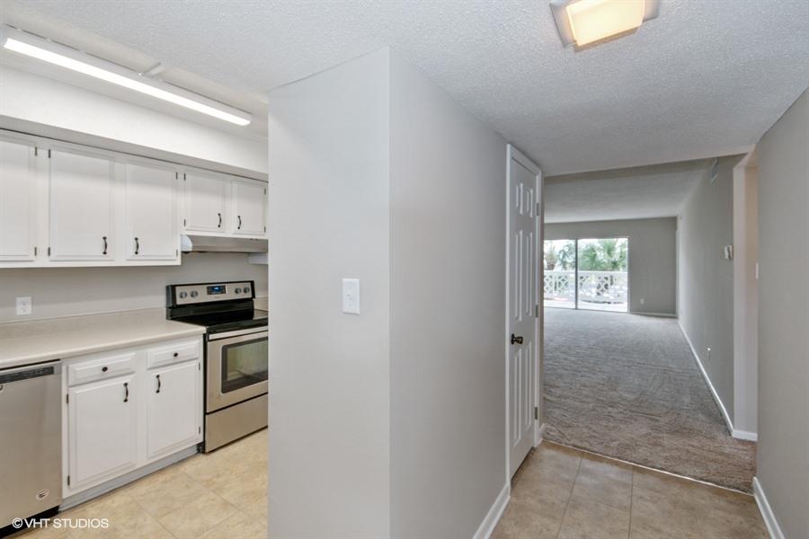 EL MATADOR CONDO - Residential