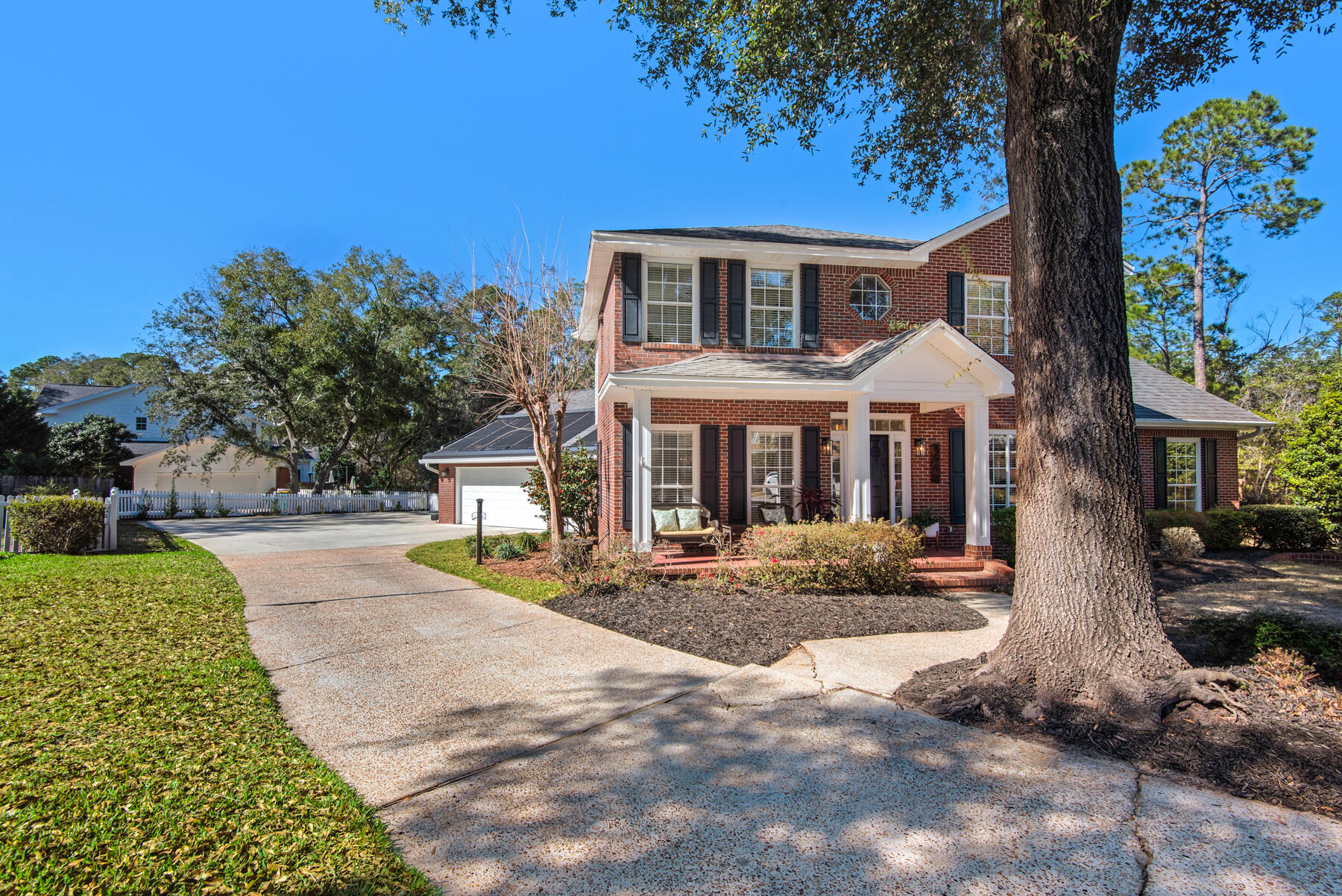 VILLAGE OF BOLTON AT BLUEWATER BAY - Residential