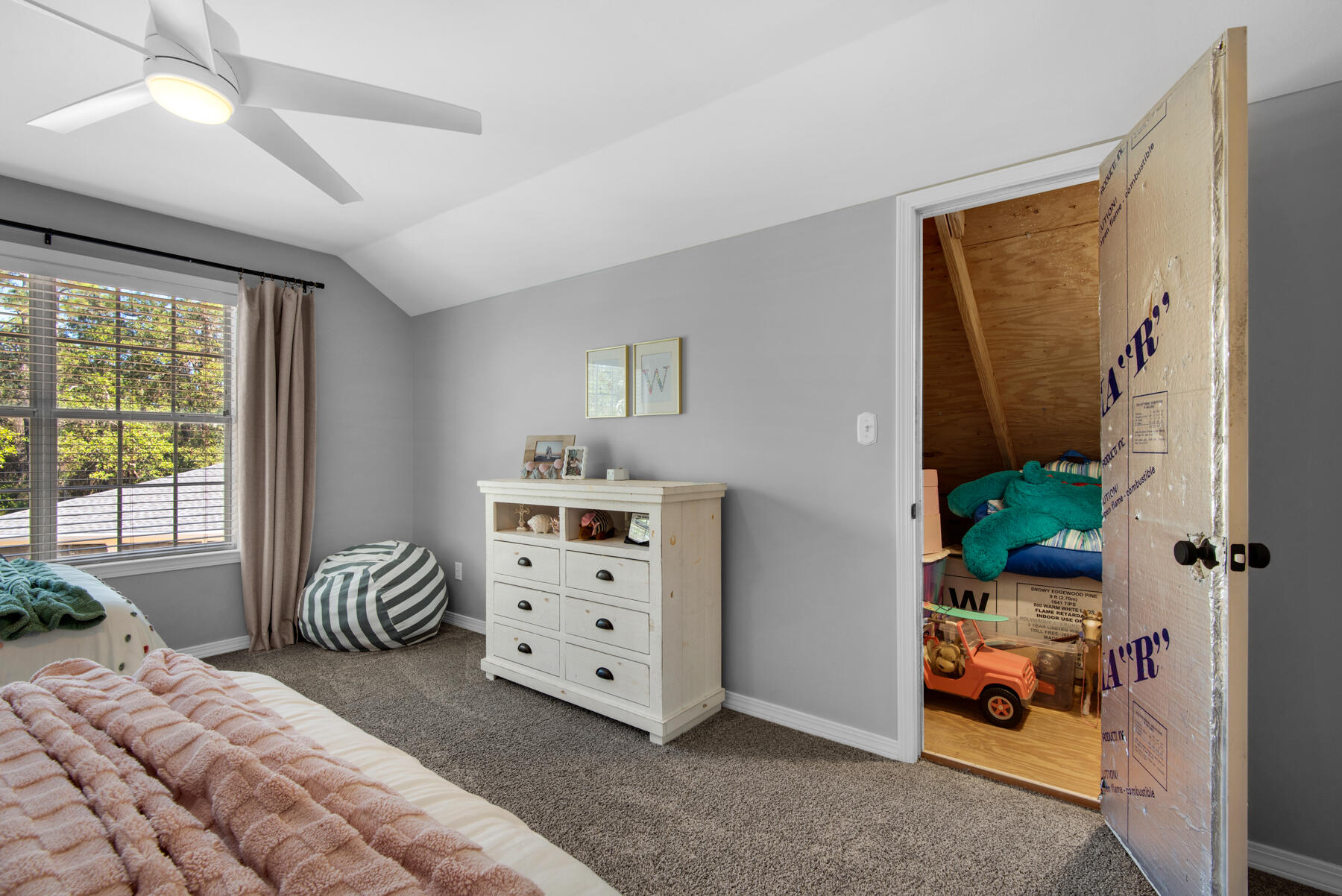 VILLAGE OF BOLTON AT BLUEWATER BAY - Residential