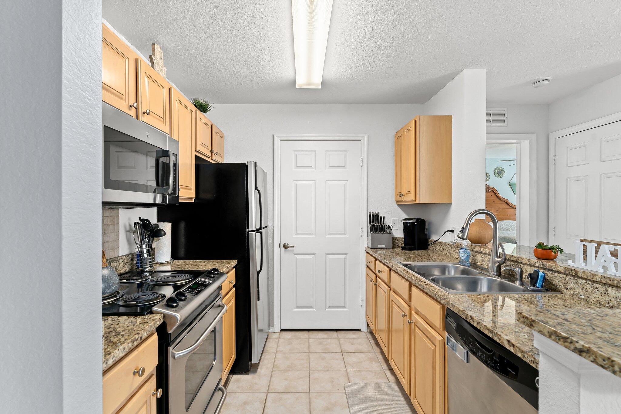 NAUTILUS CONDO - Residential