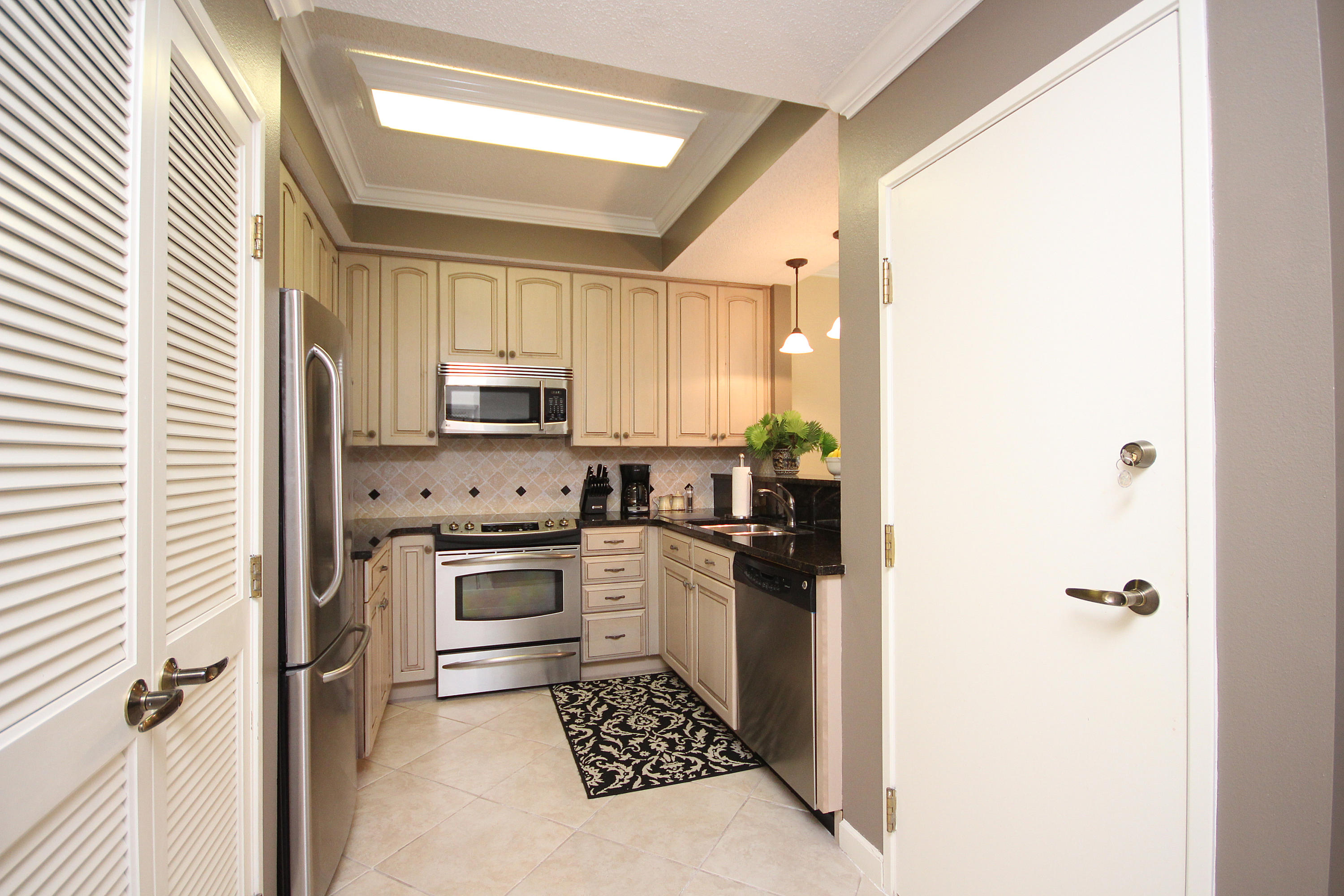 SUMMIT AT TOPS'L (THE) - Residential