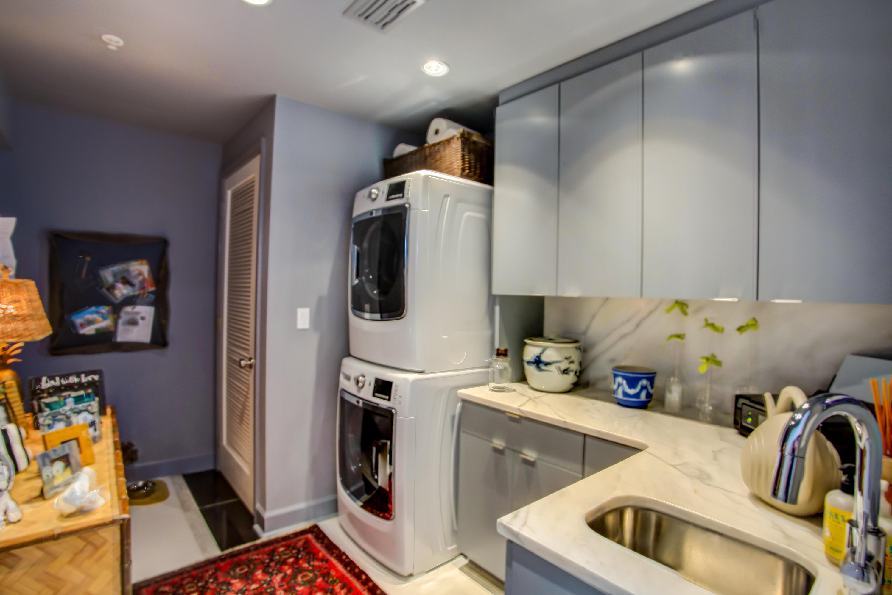 ONE WATER PLACE - Residential