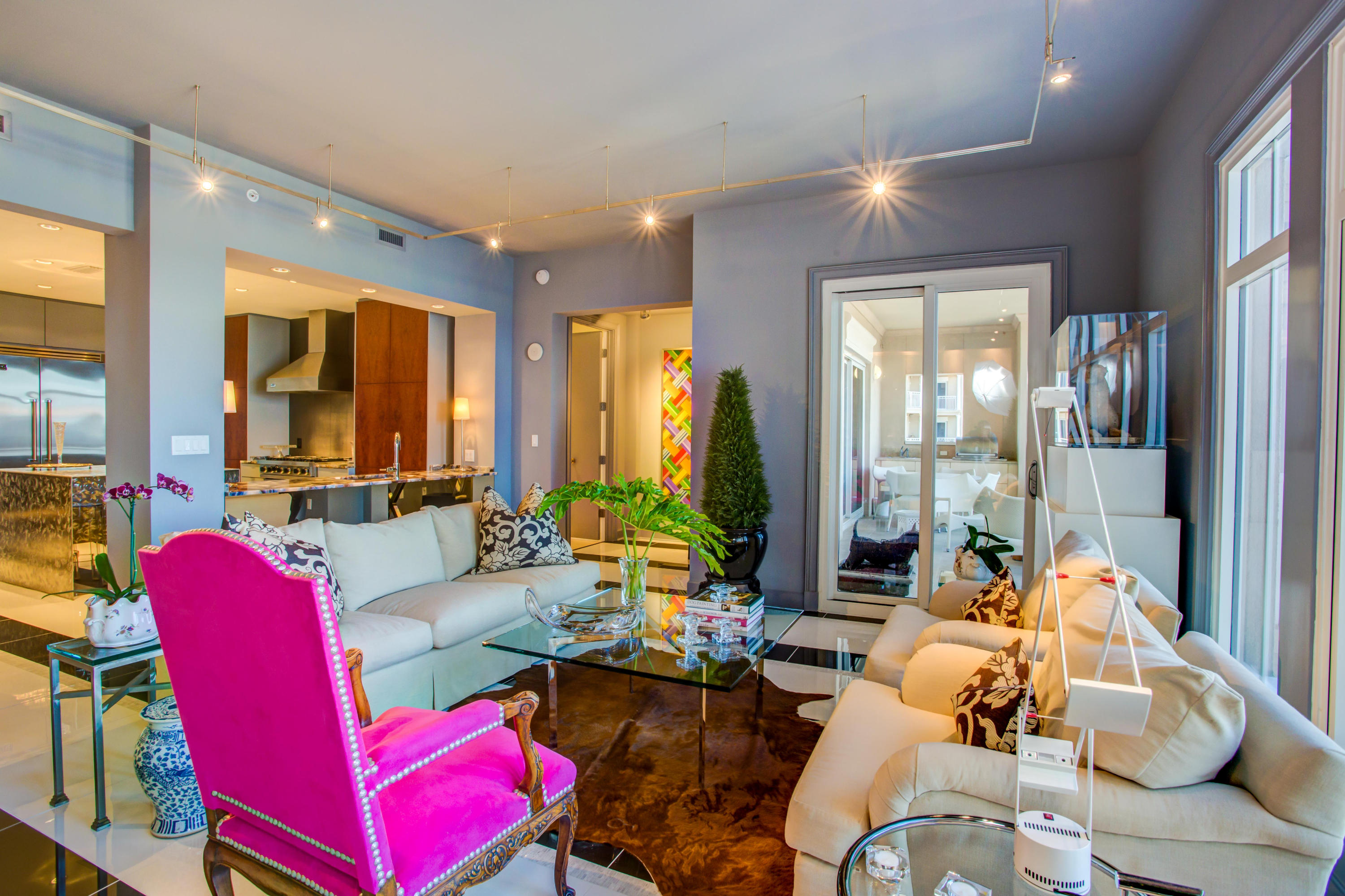 ONE WATER PLACE - Residential