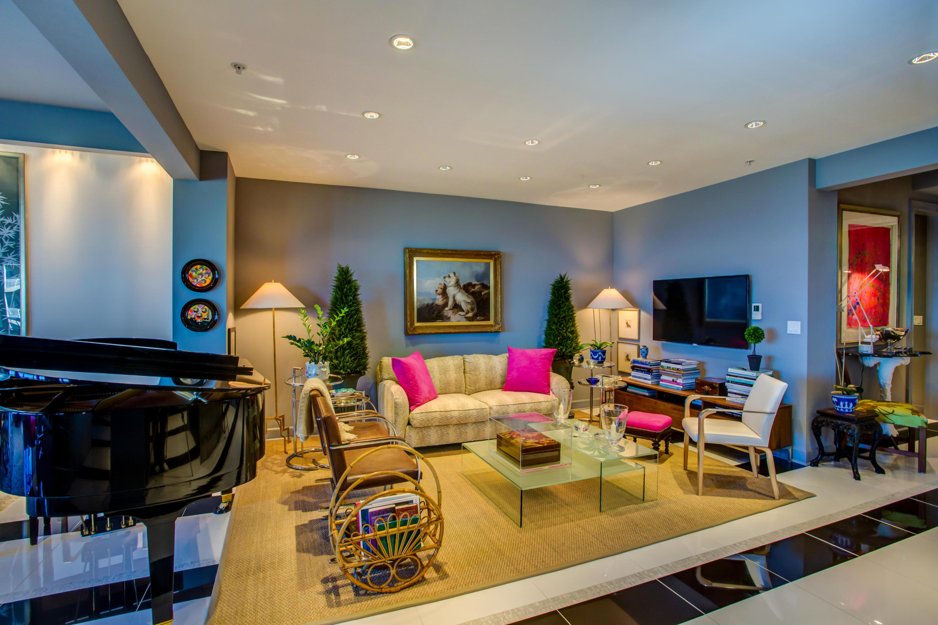 ONE WATER PLACE - Residential