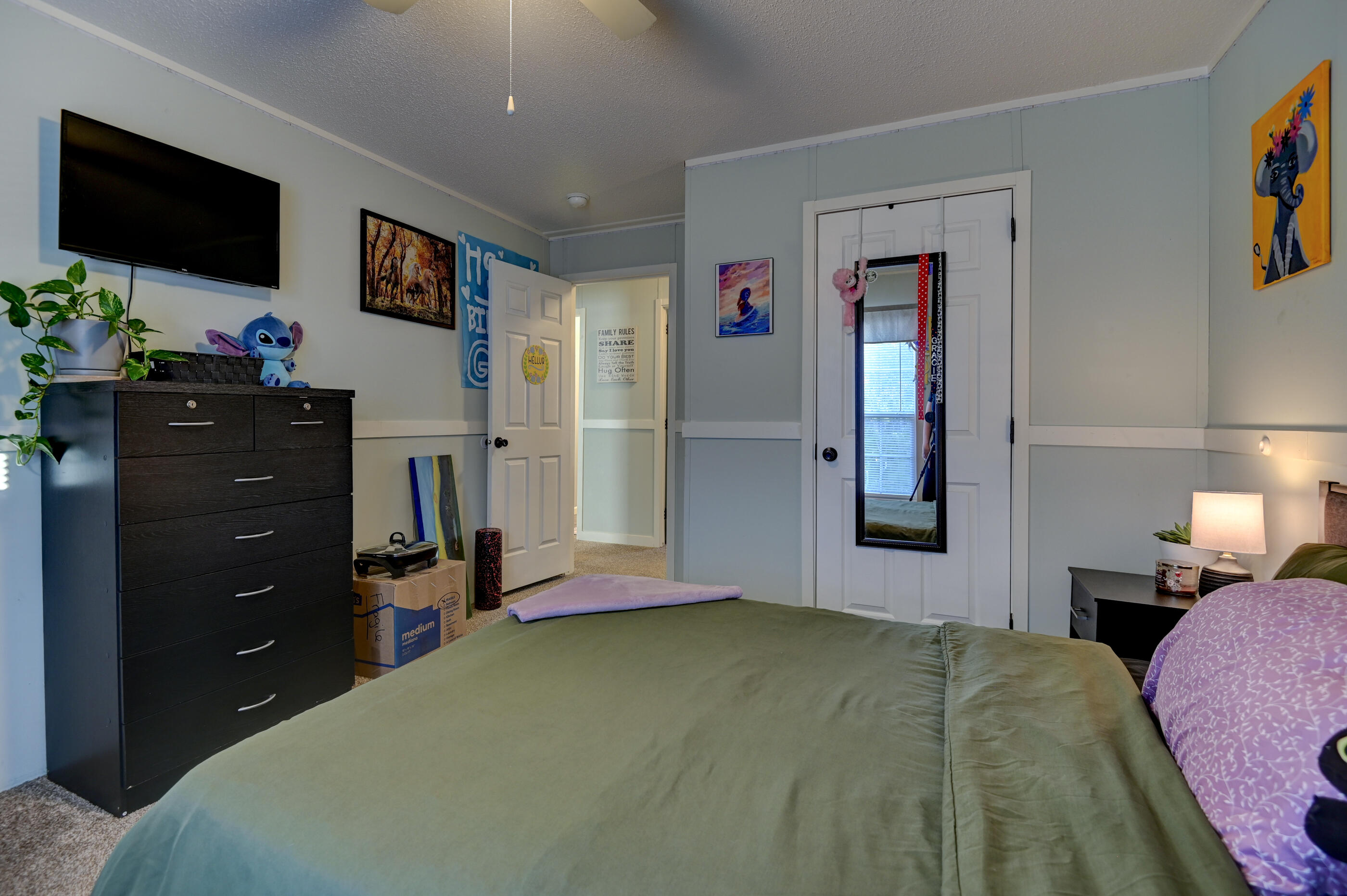 WOLFORD ACRES - Residential