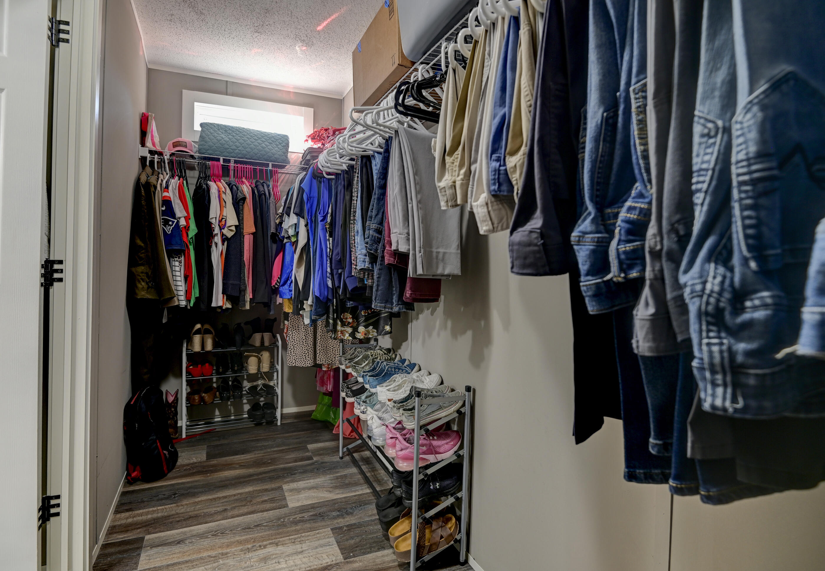 WOLFORD ACRES - Residential