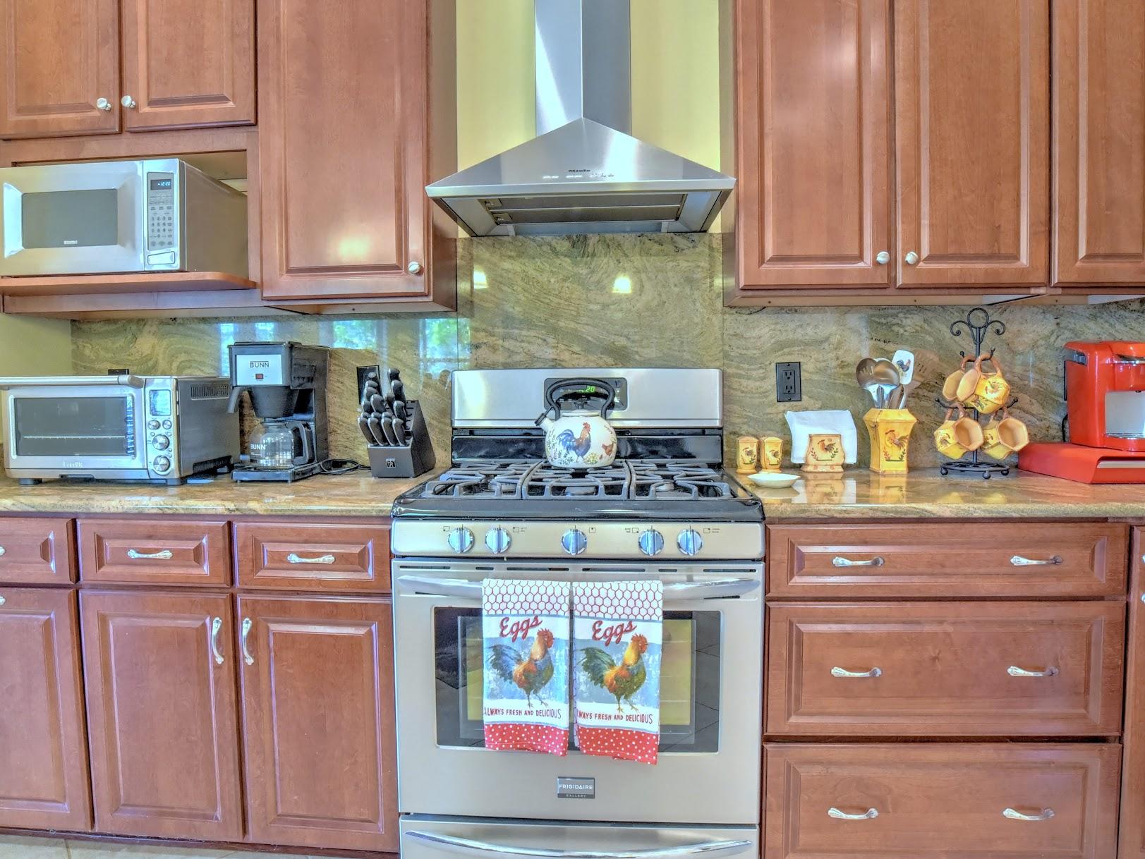 EMERALD LAKES PH 2 - Residential